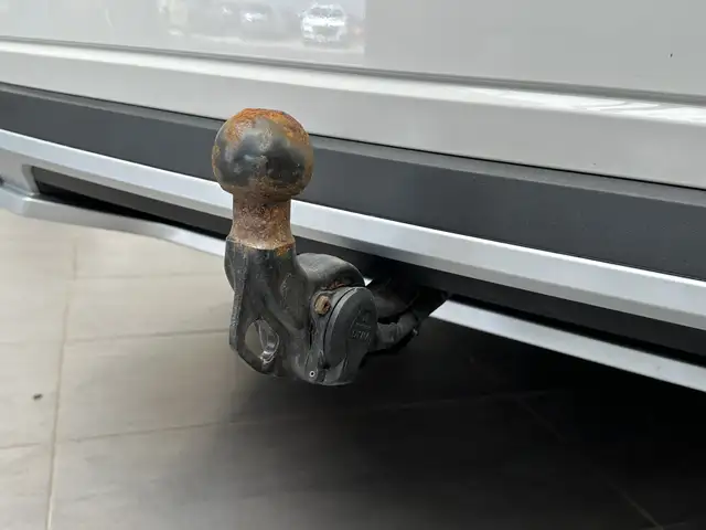 Skoda Octavia view 8