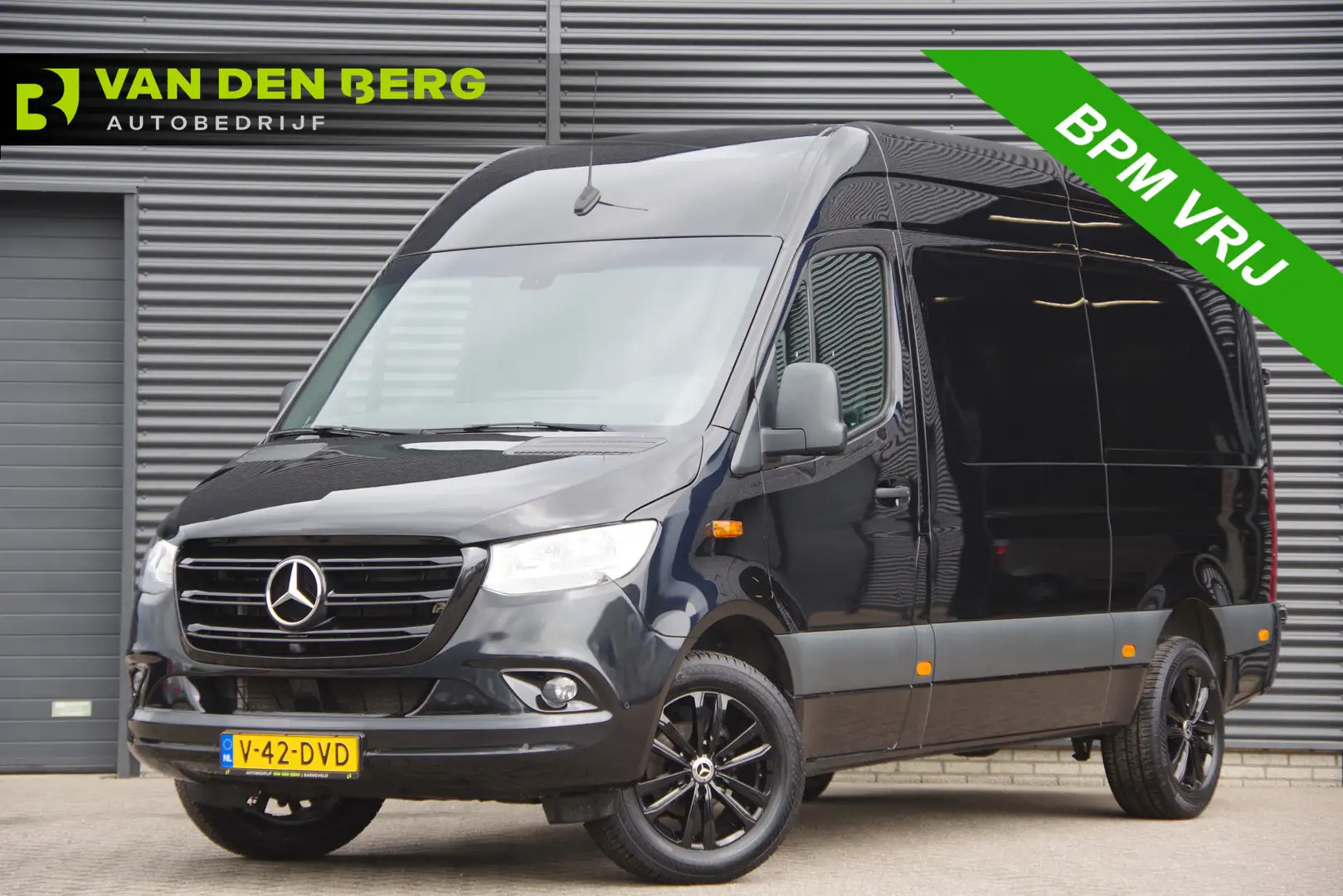 Mercedes-Benz Sprinter 317 1.9 CDI L2H2 RWD, 3P, 360° CAMERA, NAVI, CRUIS Zwart - 1