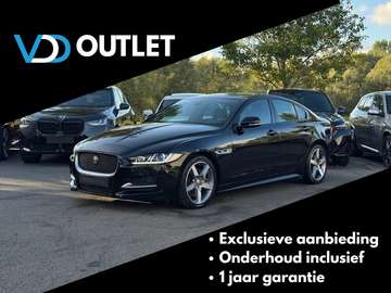 Sedan / AUTOMAAT / R-Sport / LEDER / PANODAK / CAMERA / VERW ZETEL / NAVI / AIRCO / +++