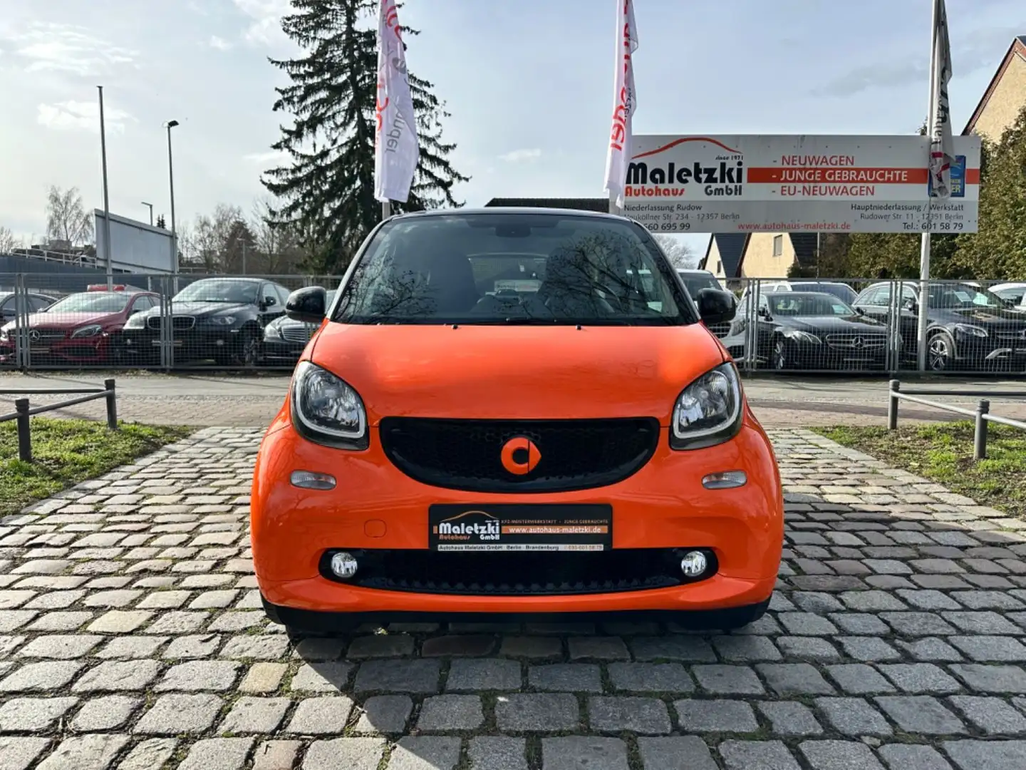 smart forTwo coupe*Panorama*Leder*SHZ*Tempomat* Orange - 2