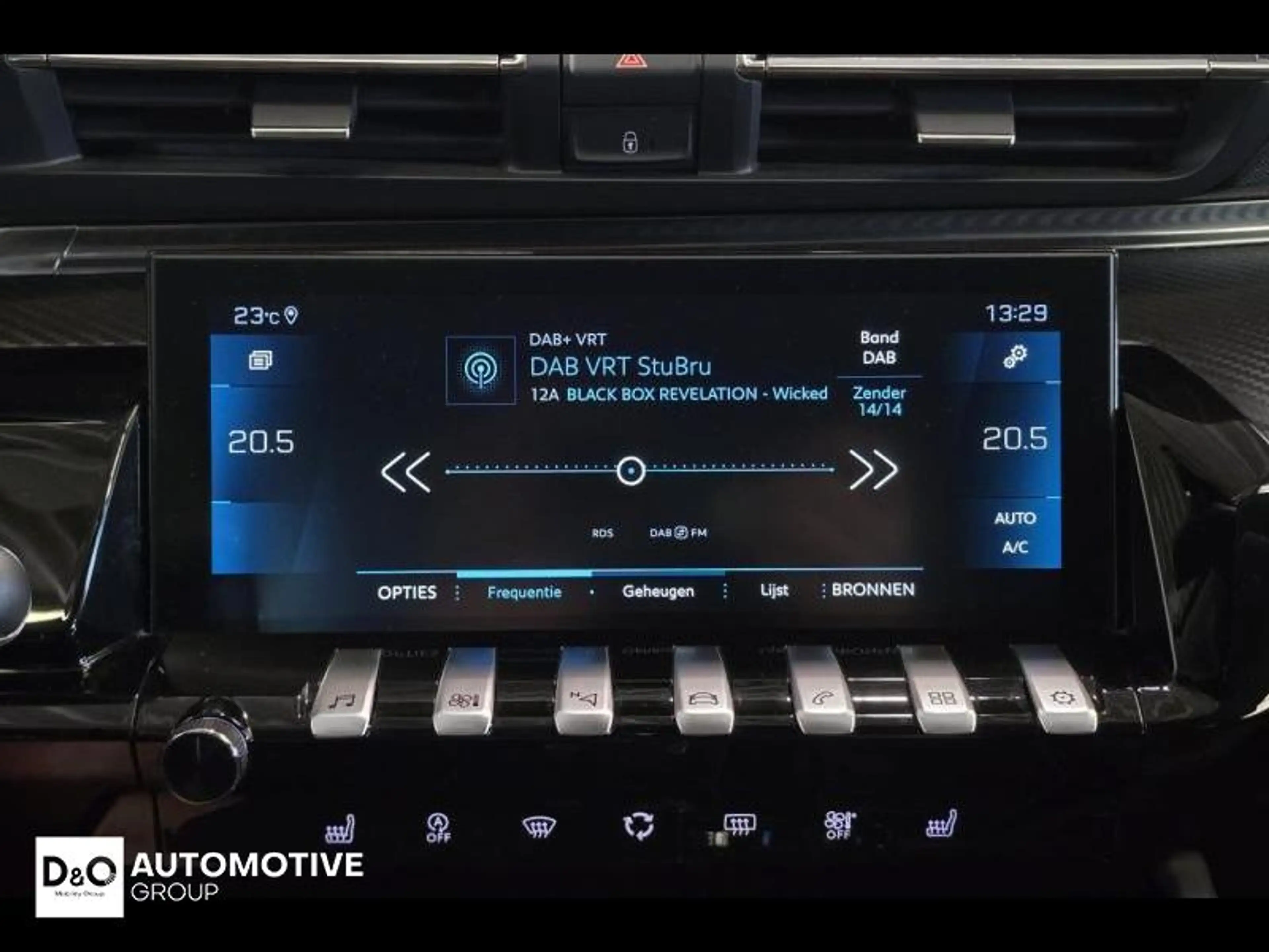 Peugeot 508 SW Allure Pack Leder camera gps — photo 14