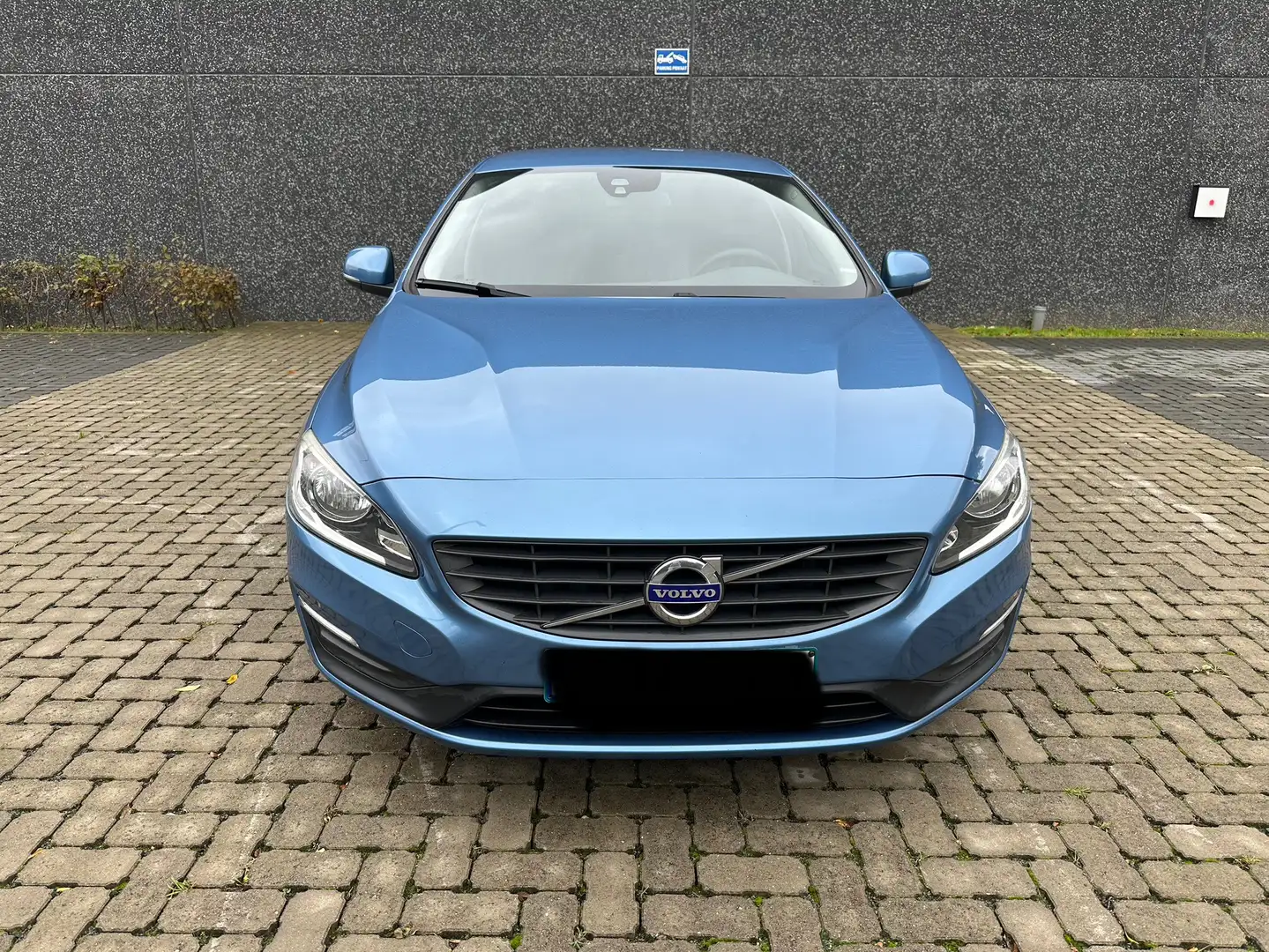 Volvo S60 D2 Momentum - 2