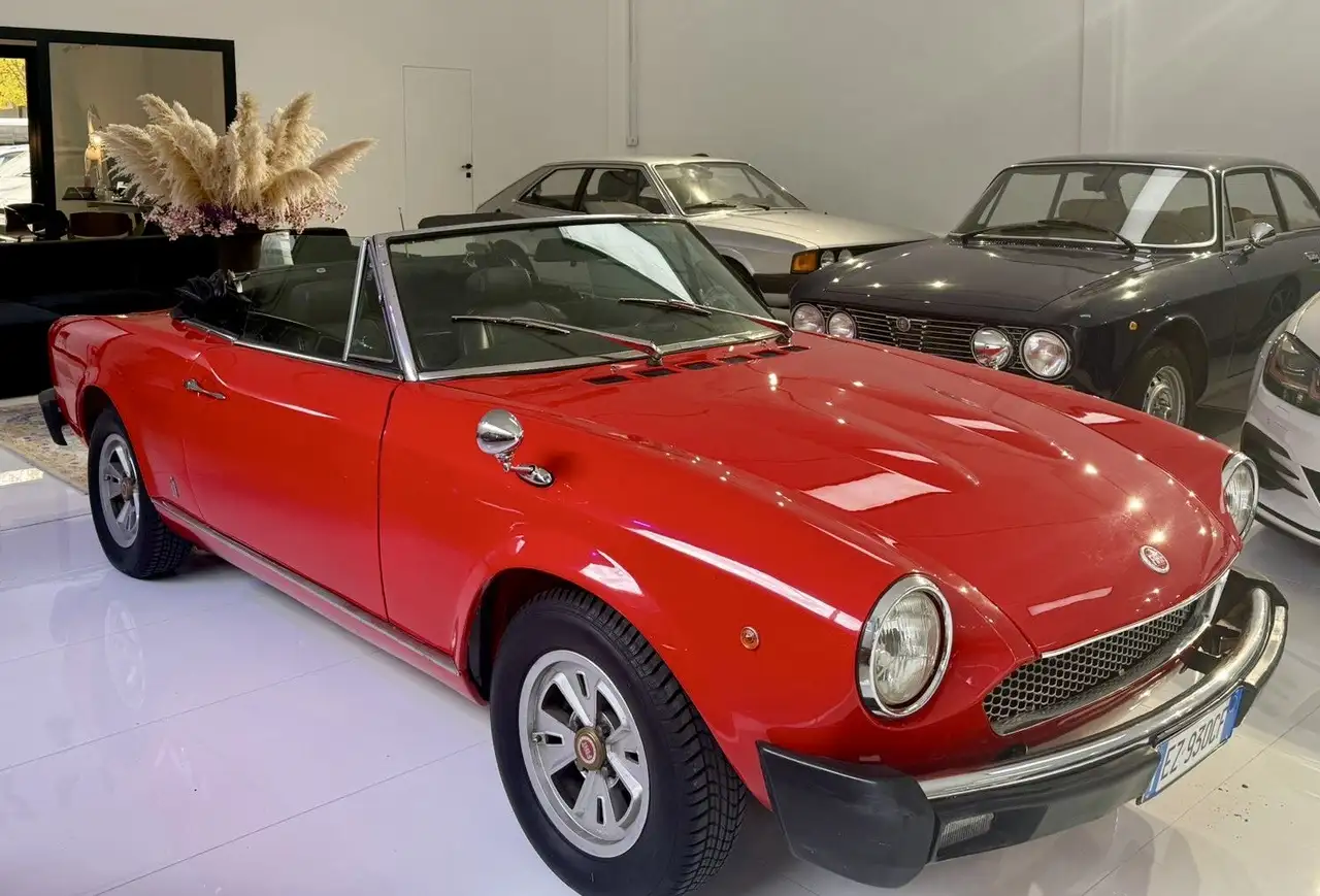 Fiat 124 Spider 1.6 sport, foto 2