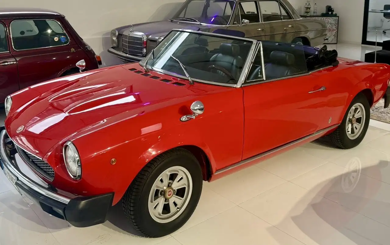 Fiat 124 Spider 1.6 sport, foto 3