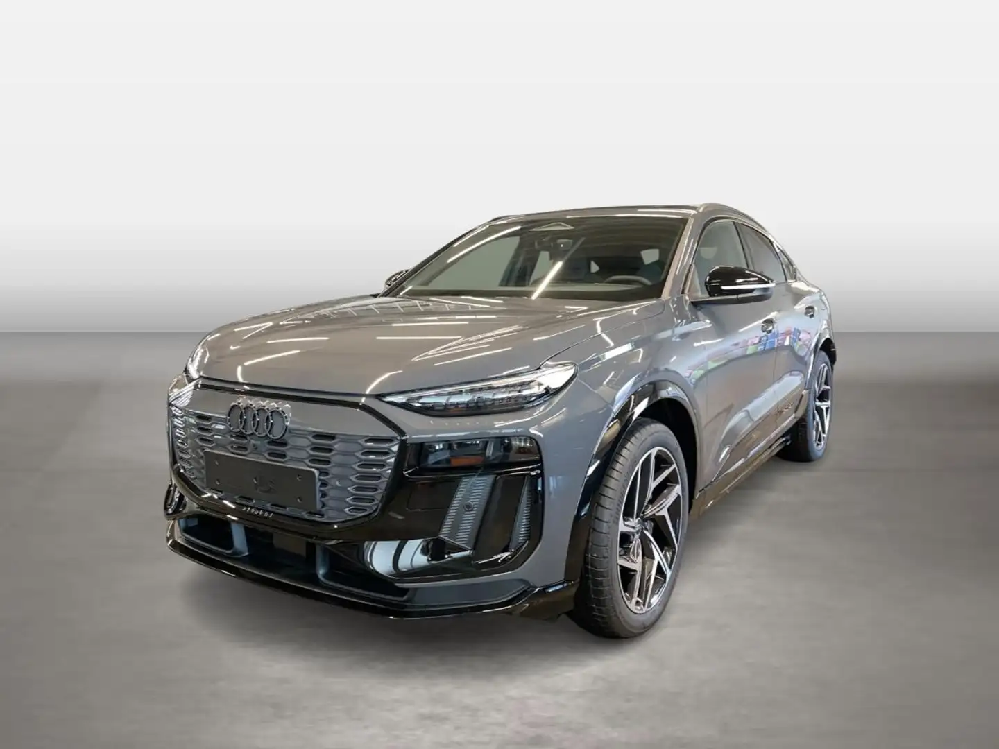 Audi e-tron Q6 Sportback performance Pano 4xSHZ ACC Grau - 2