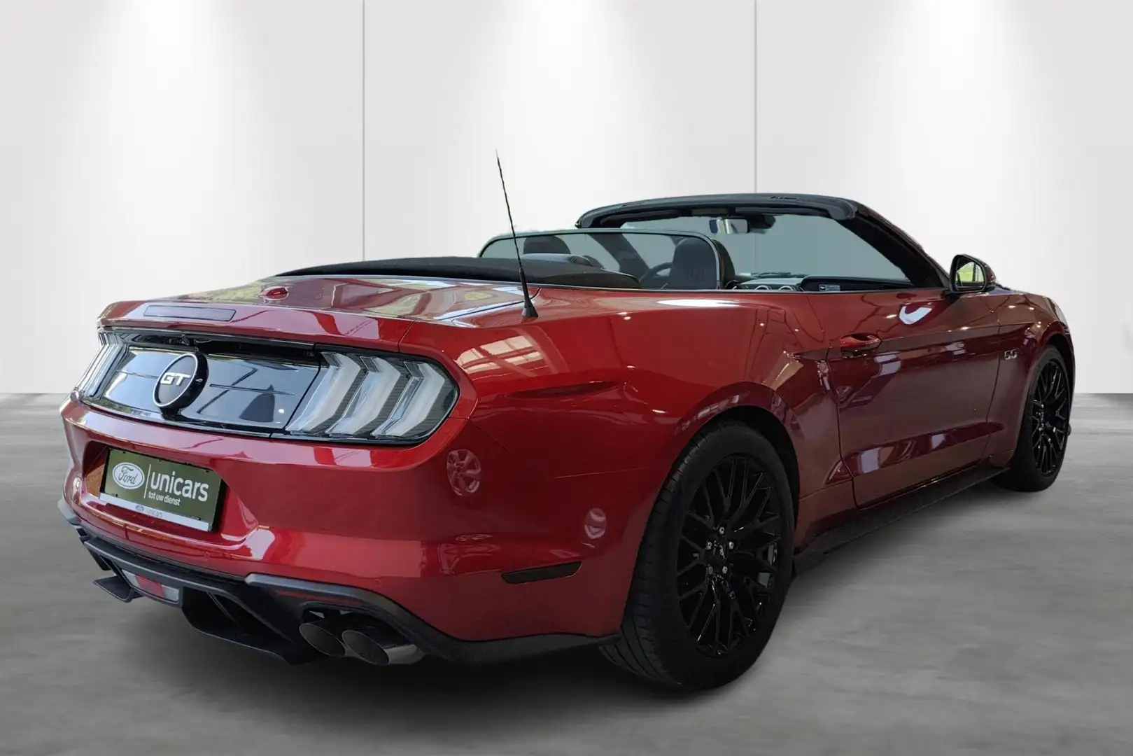 Ford Mustang GT 5.0i V8 Aut. GT Rouge - 2