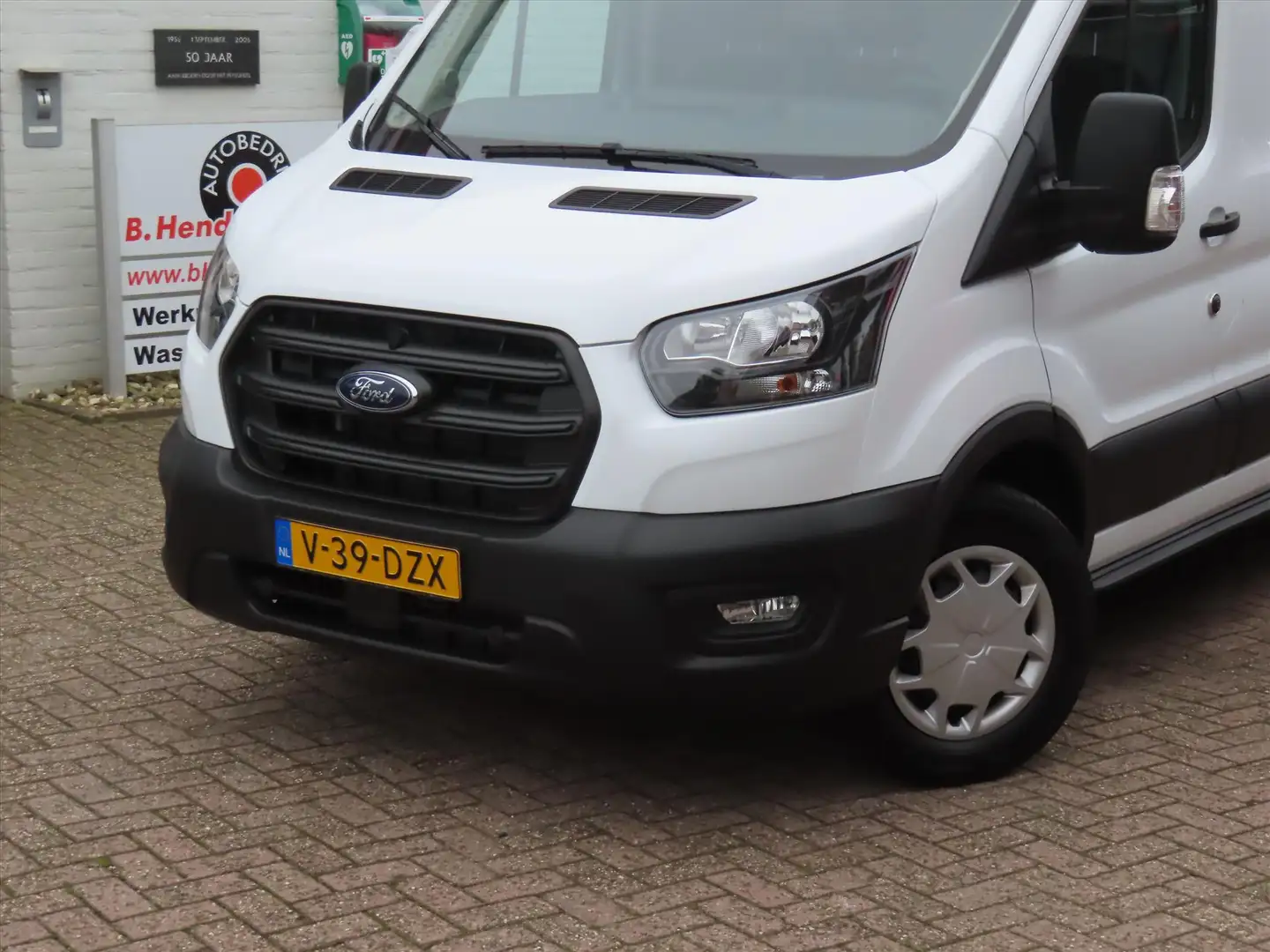 Ford Transit GB 350 L2H2 TDCi 105pk FWD Trend/ Trekhaak met 250 Blanco - 2