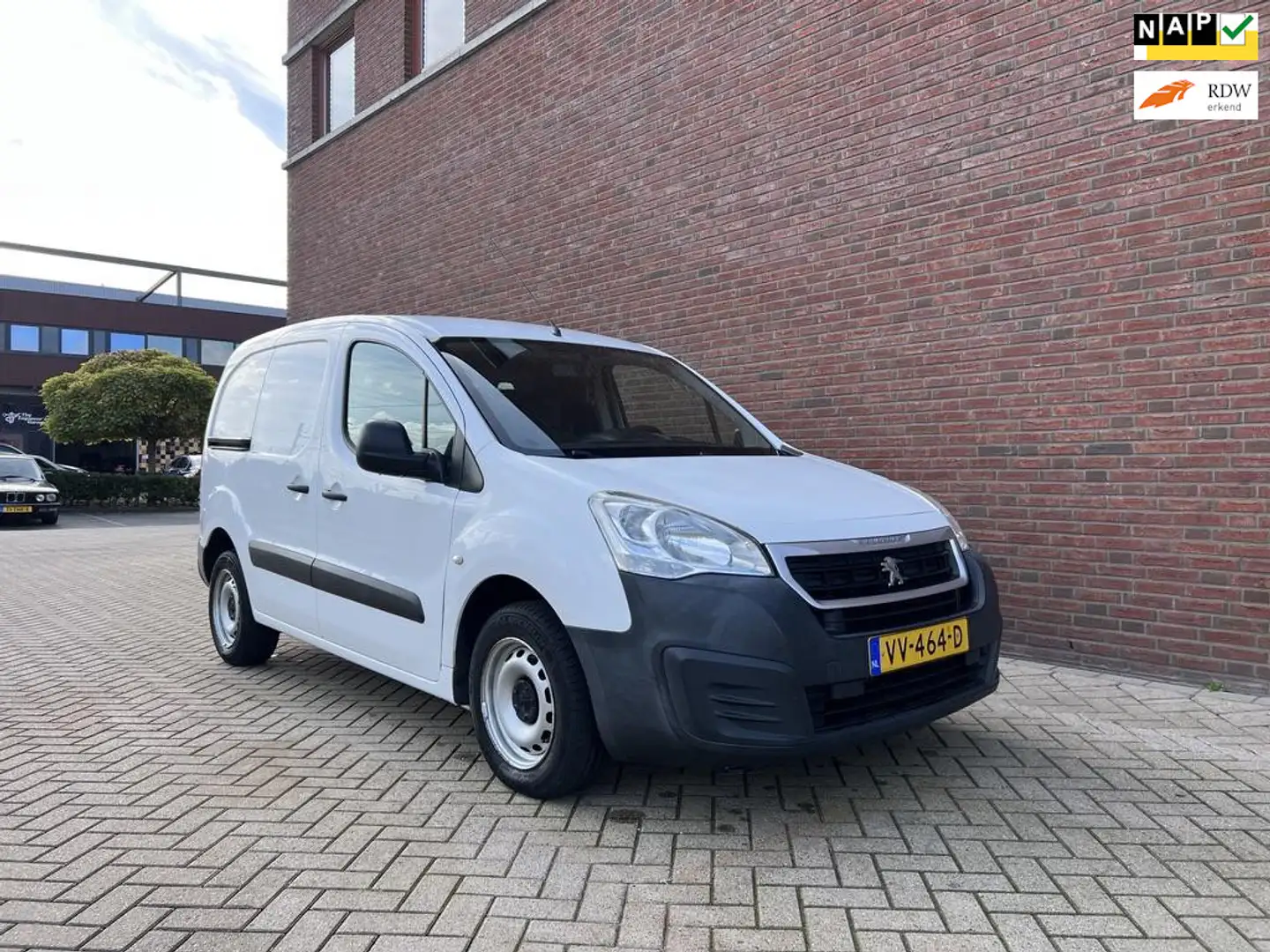 Peugeot Partner 122 1.6 BlueHDi 100 L1 XR S&S, Airco, Cruise contr Weiß - 1