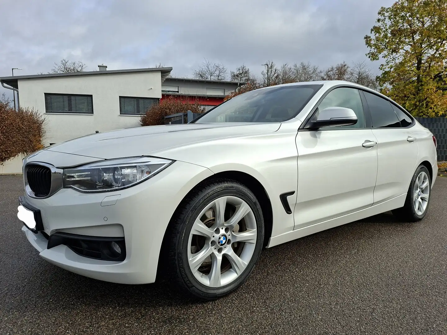 BMW 335 335d xDrive GT Aut. Sport Line - 2