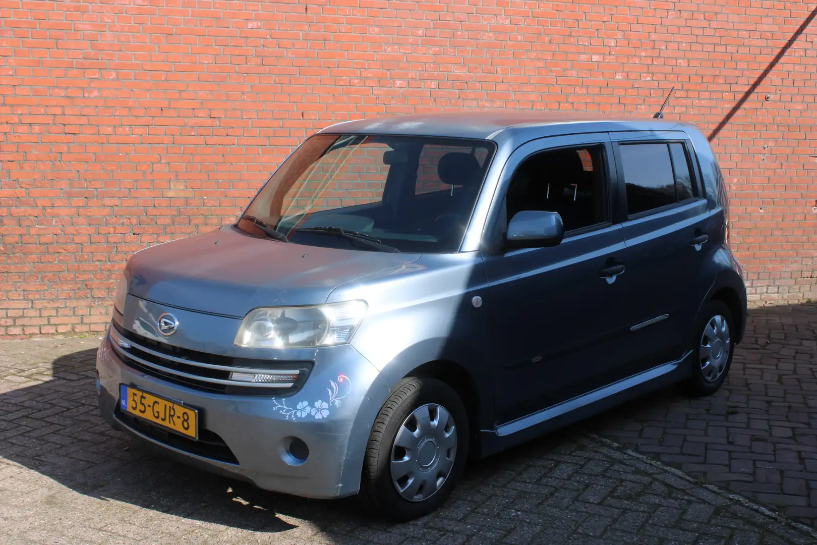 Daihatsu Materia 1.3 Rythm Grau - 1