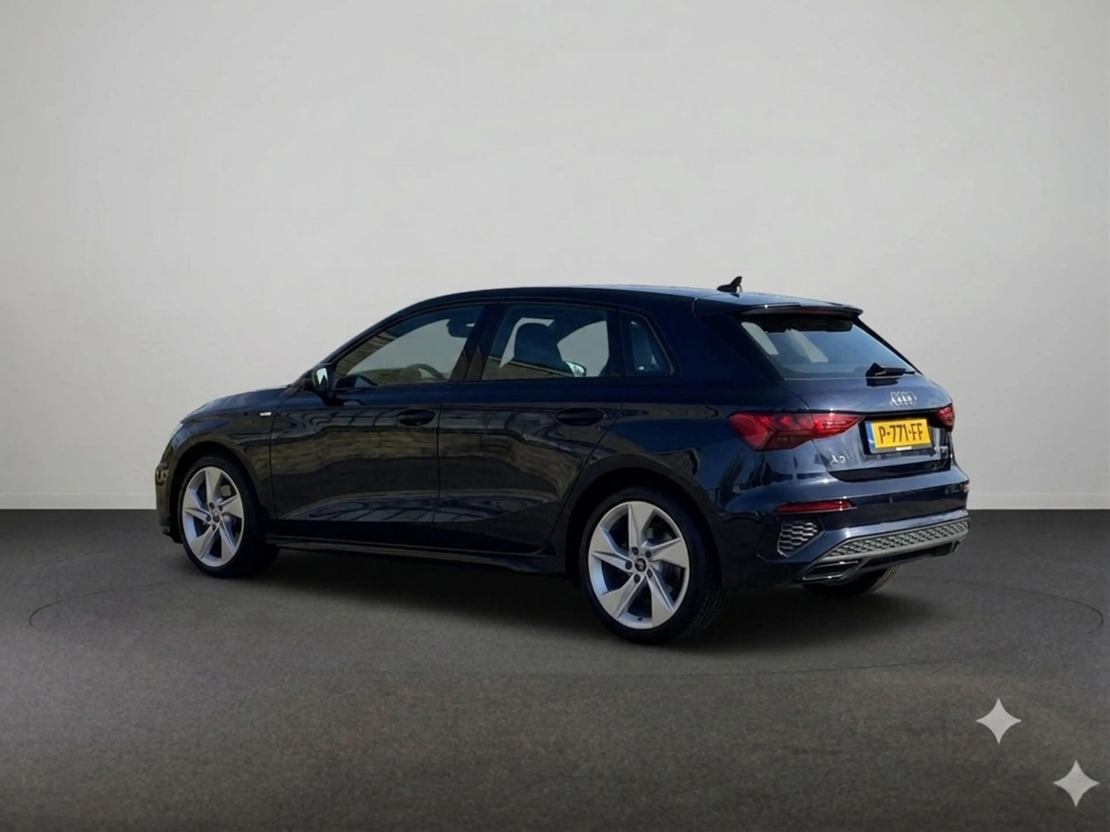 Audi A3 Sportback 30 TFSI S edition 110PK | S-line in & ex — photo 3