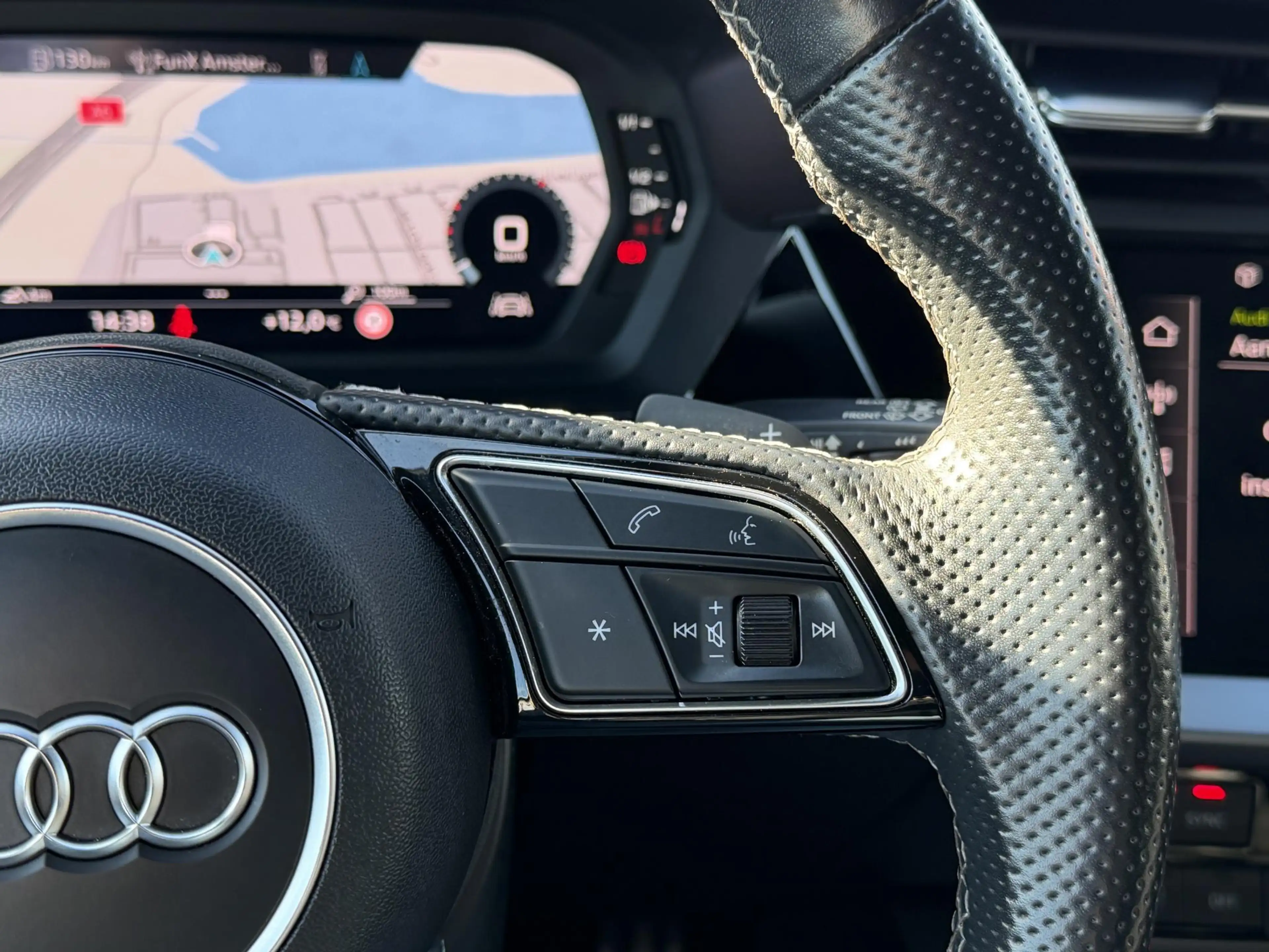 Audi A3 Sportback 30 TFSI S edition 110PK | S-line in & ex — photo 13