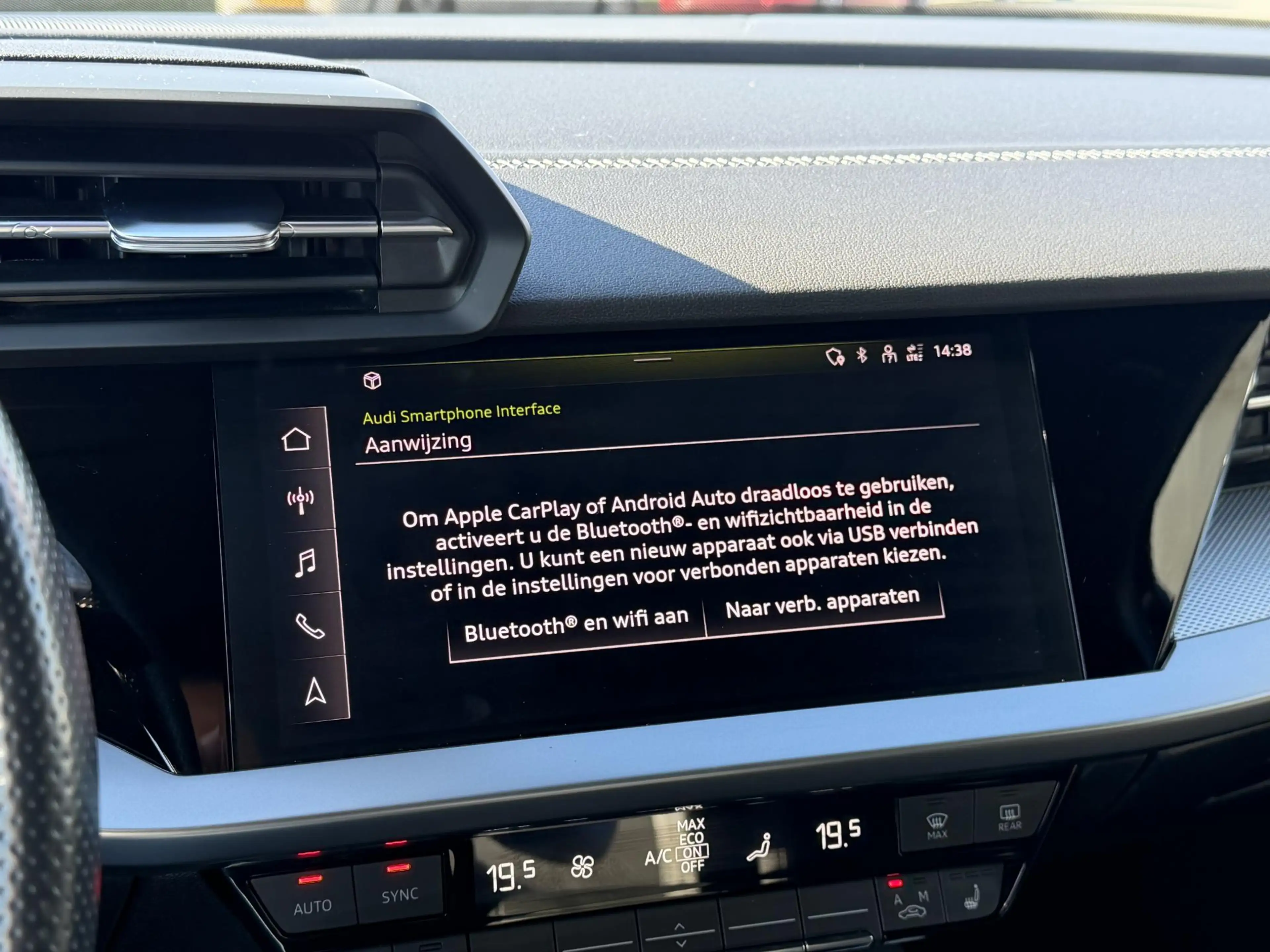 Audi A3 Sportback 30 TFSI S edition 110PK | S-line in & ex — photo 14