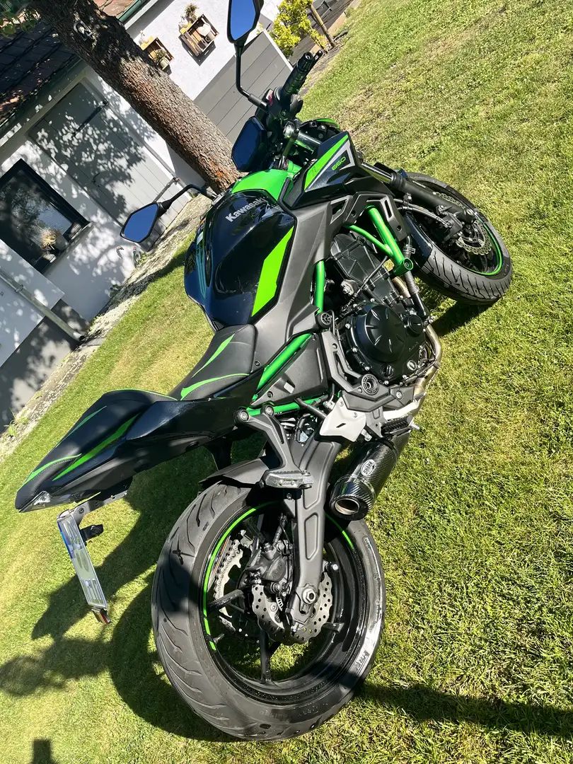 Kawasaki Z 650 Grün - 1