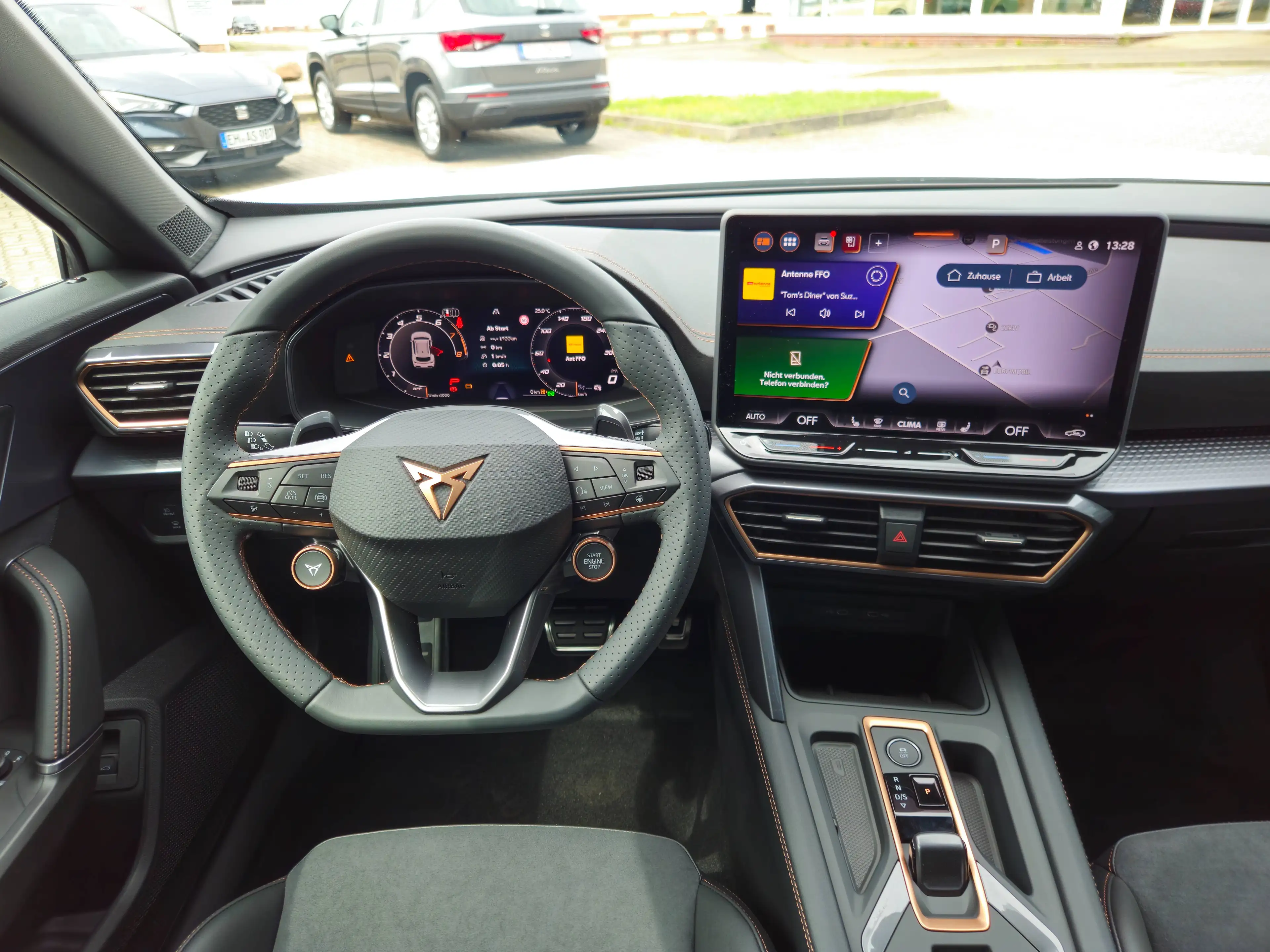 CUPRA Formentor VZ 2.0 TSI 245 kW 4Drive *Matrix-LED, Navi, DCC, Sennheiser, AHZV, ACC, elektr. Heckklappe* — photo 12