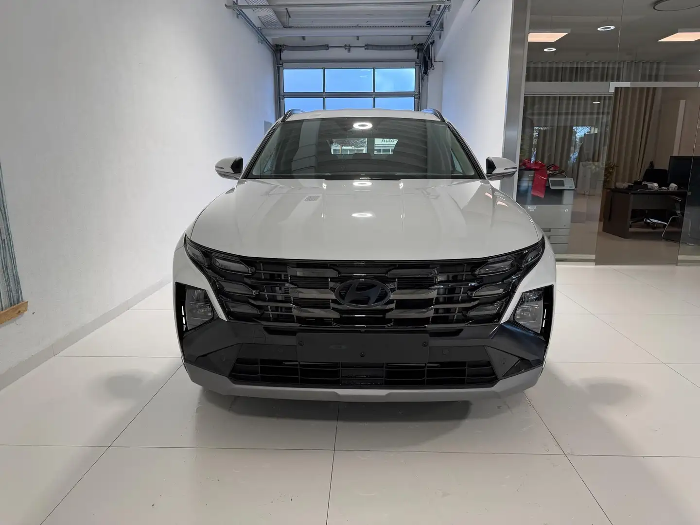 Hyundai TUCSON GO 1.6 T-GDI Hybrid 2WD AT 176 kW (239 PS) 2-Zo... Weiß - 2