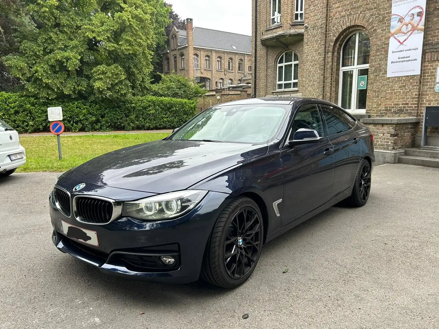 BMW 318 318d GT Aut. Luxury Line - 2