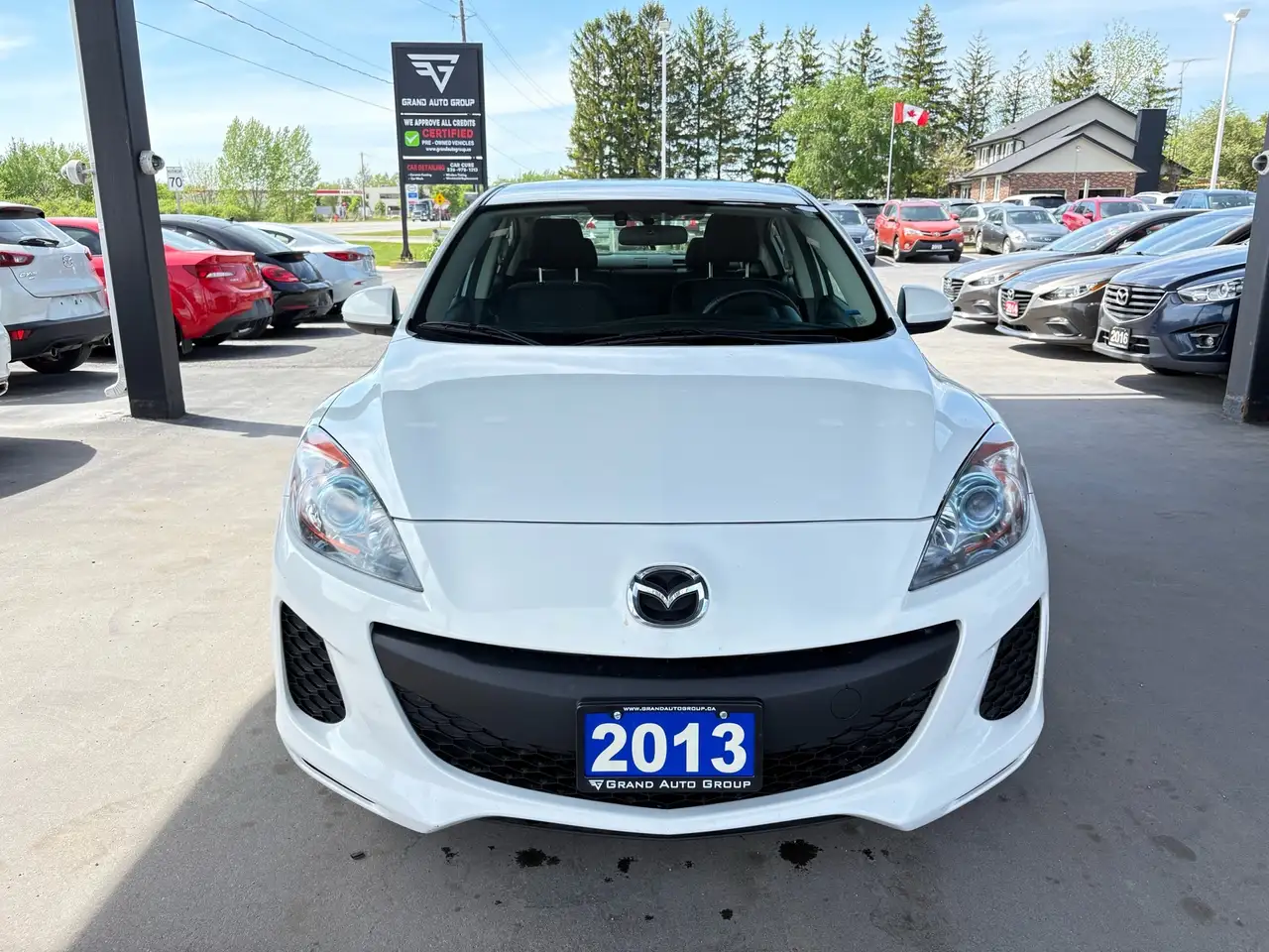 Mazda 3 снимка Mazda 3