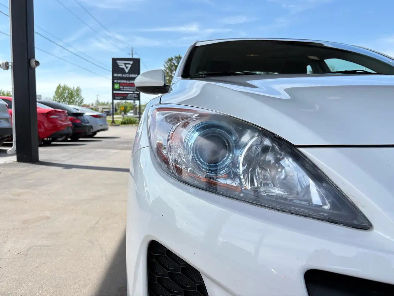 Mazda 3 снимка Mazda 3