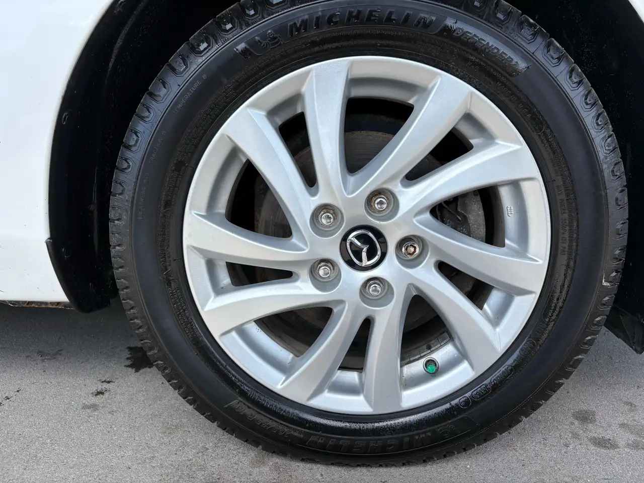 Mazda 3 снимка Mazda 3