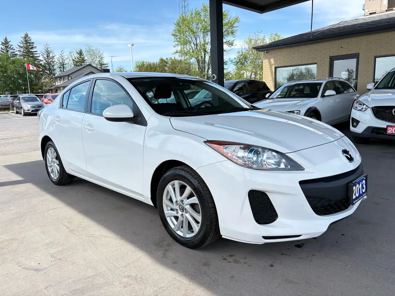 Mazda 3 снимка Mazda 3
