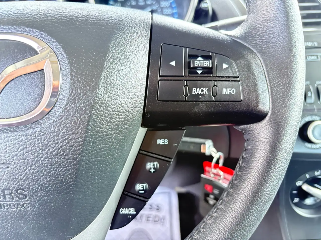 Mazda 3 снимка Mazda 3