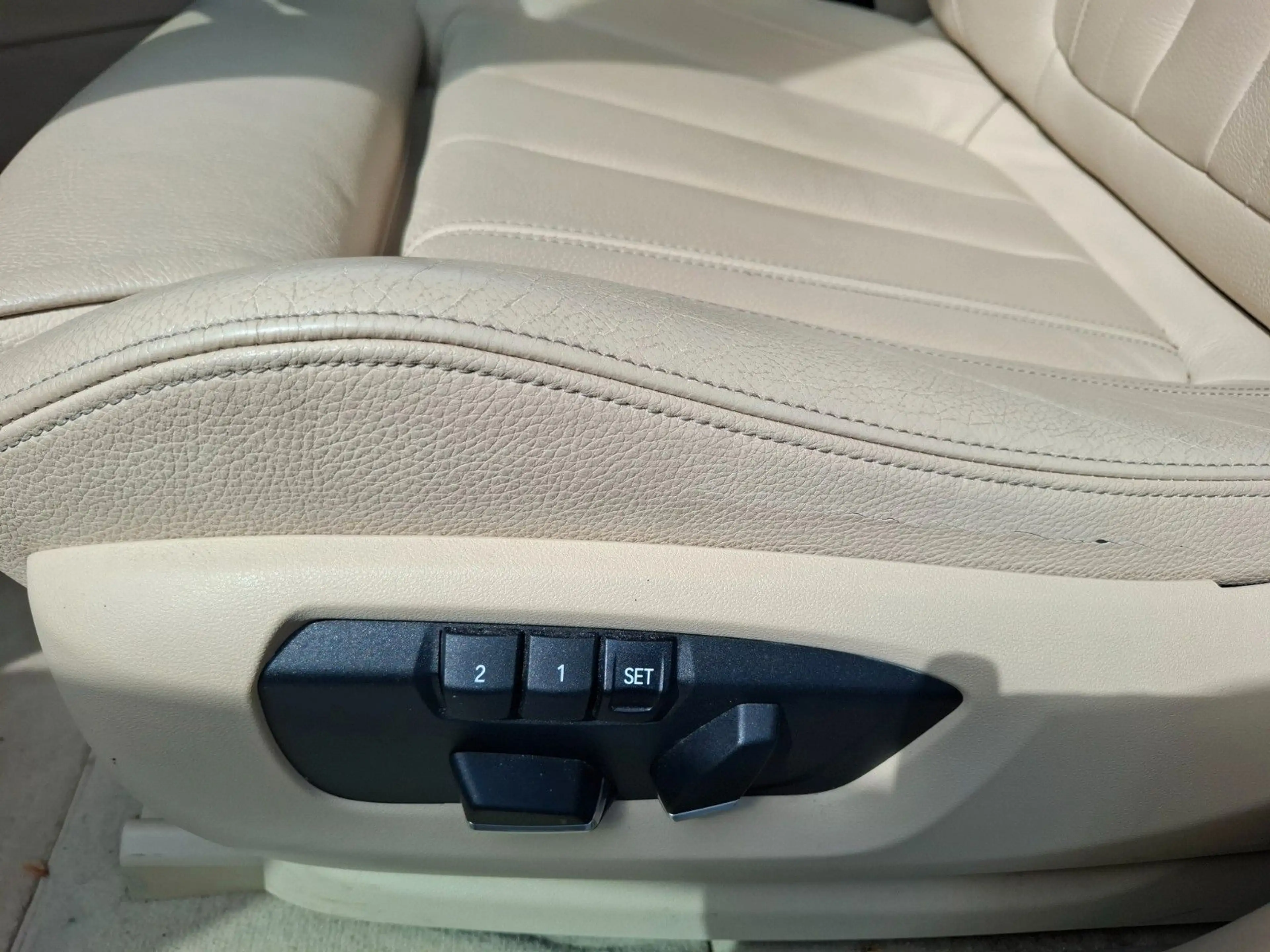 BMW X5 xDrive 40 e M-Sport PANO MEMORY KAMERA HIFI — photo 6