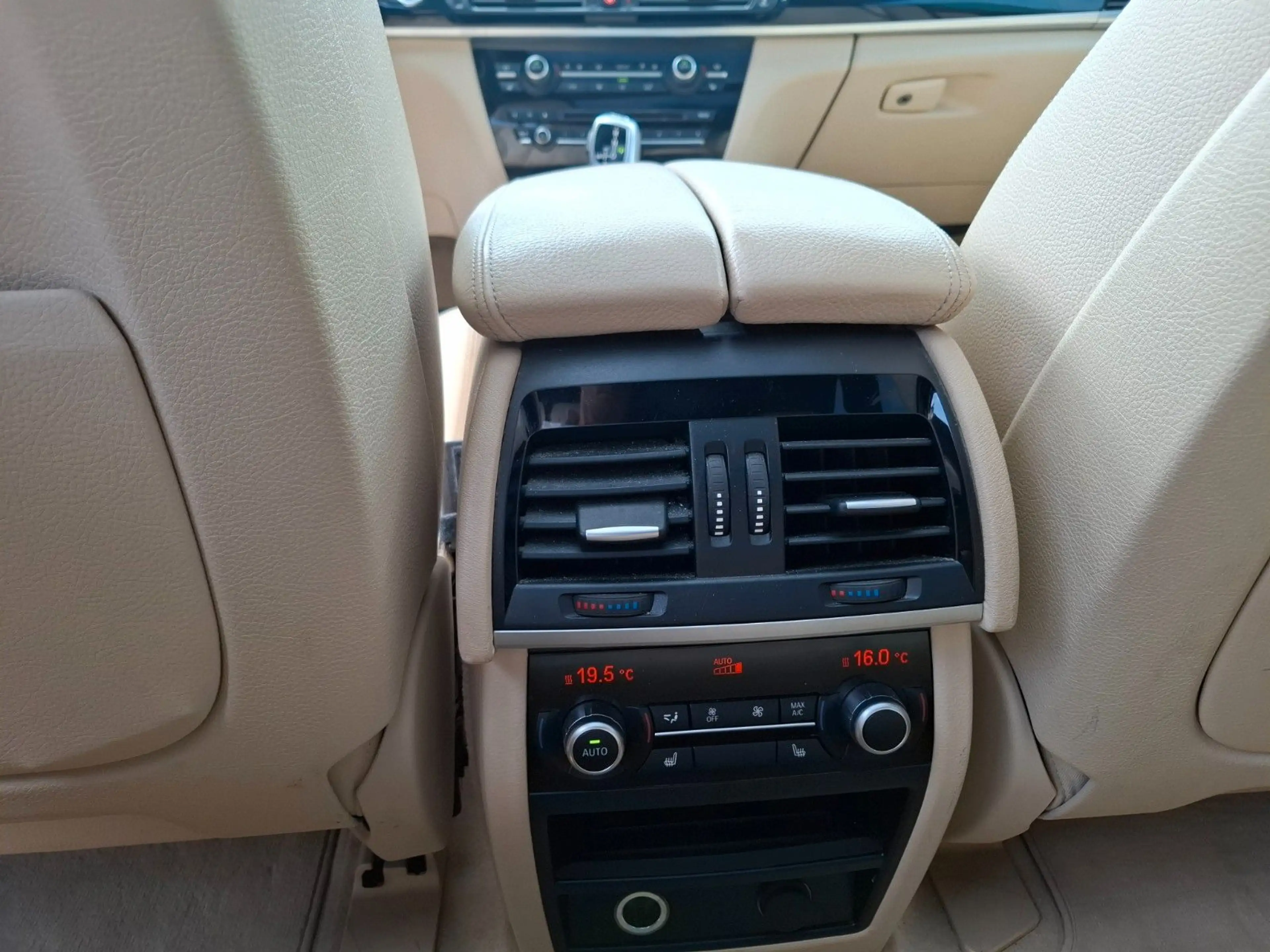 BMW X5 xDrive 40 e M-Sport PANO MEMORY KAMERA HIFI — photo 10