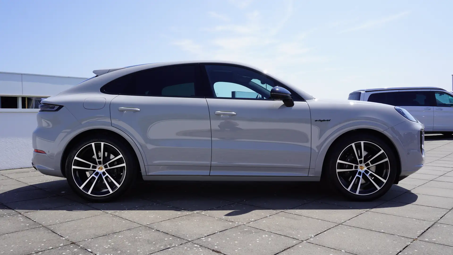 Porsche Cayenne E-hybride NIEUW/22"/trekh/PASM/Bose/head up/innodr Gris - 2