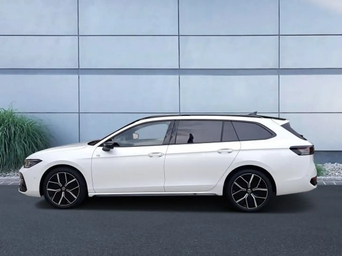 Volkswagen Passat Variant R-Line 2.0 TDI DSG, Leder, AHK Weiß - 2