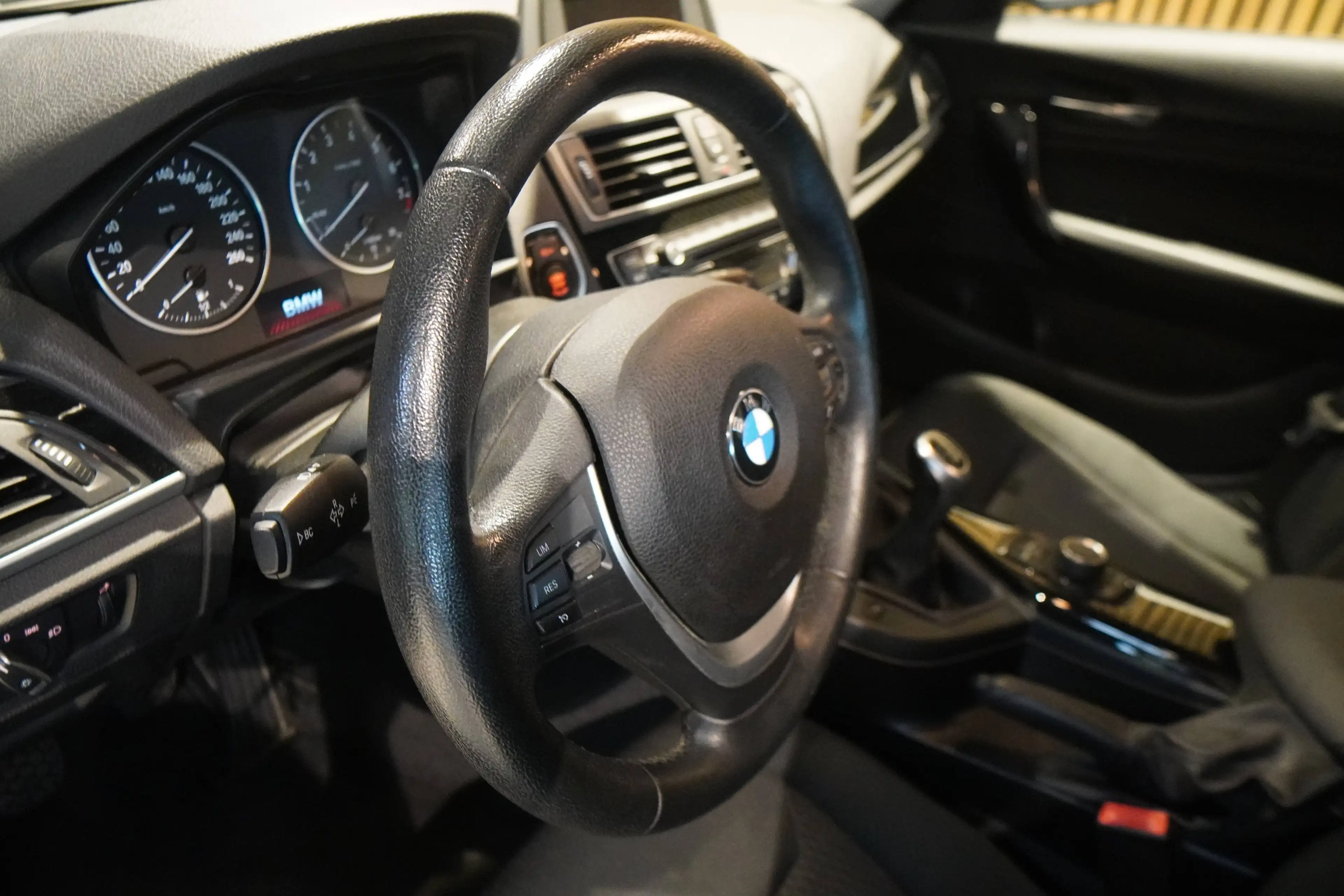 BMW 118 118 i Advantage*LED*U-Frei*Wartung 2027 inkl.* — photo 8