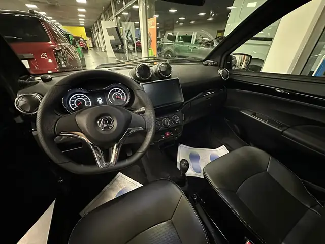 Aixam Coupe view 9