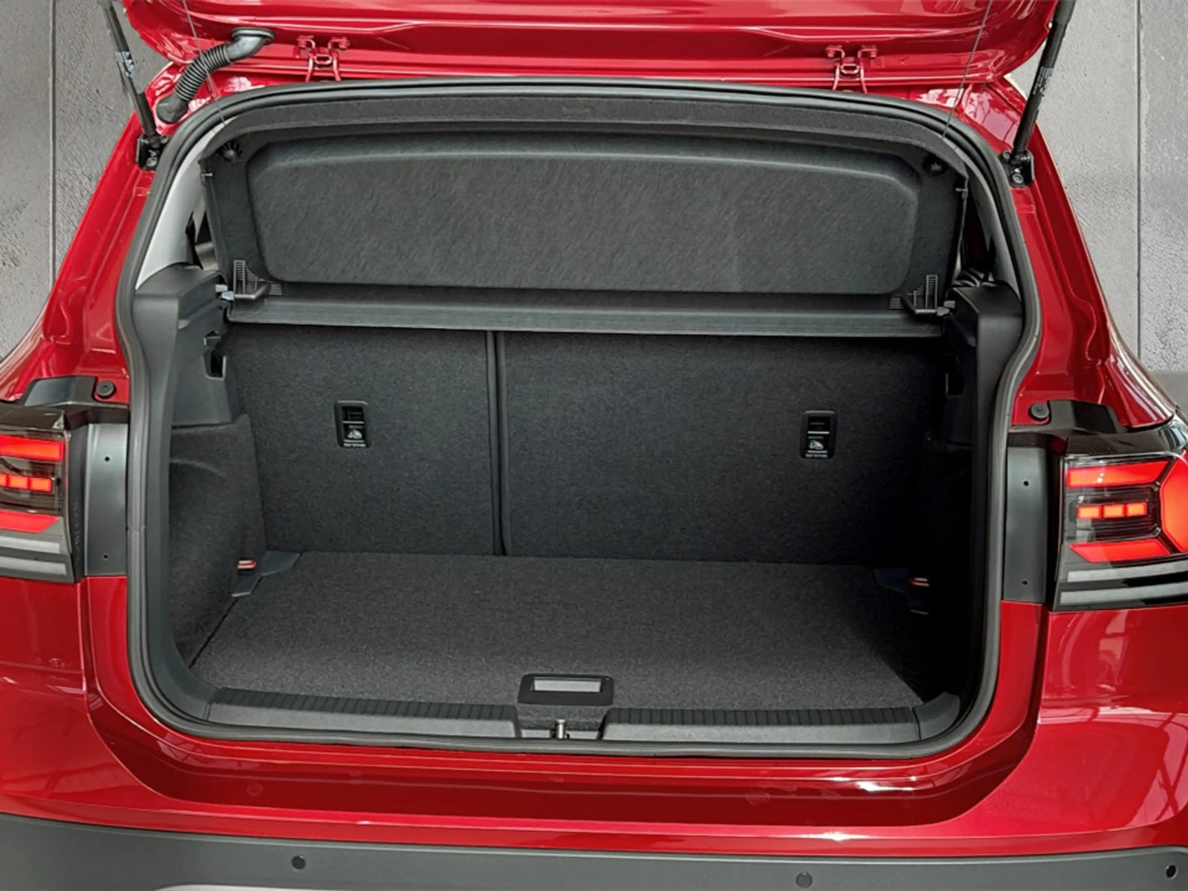 Volkswagen T-Cross Friends TSI — photo 12