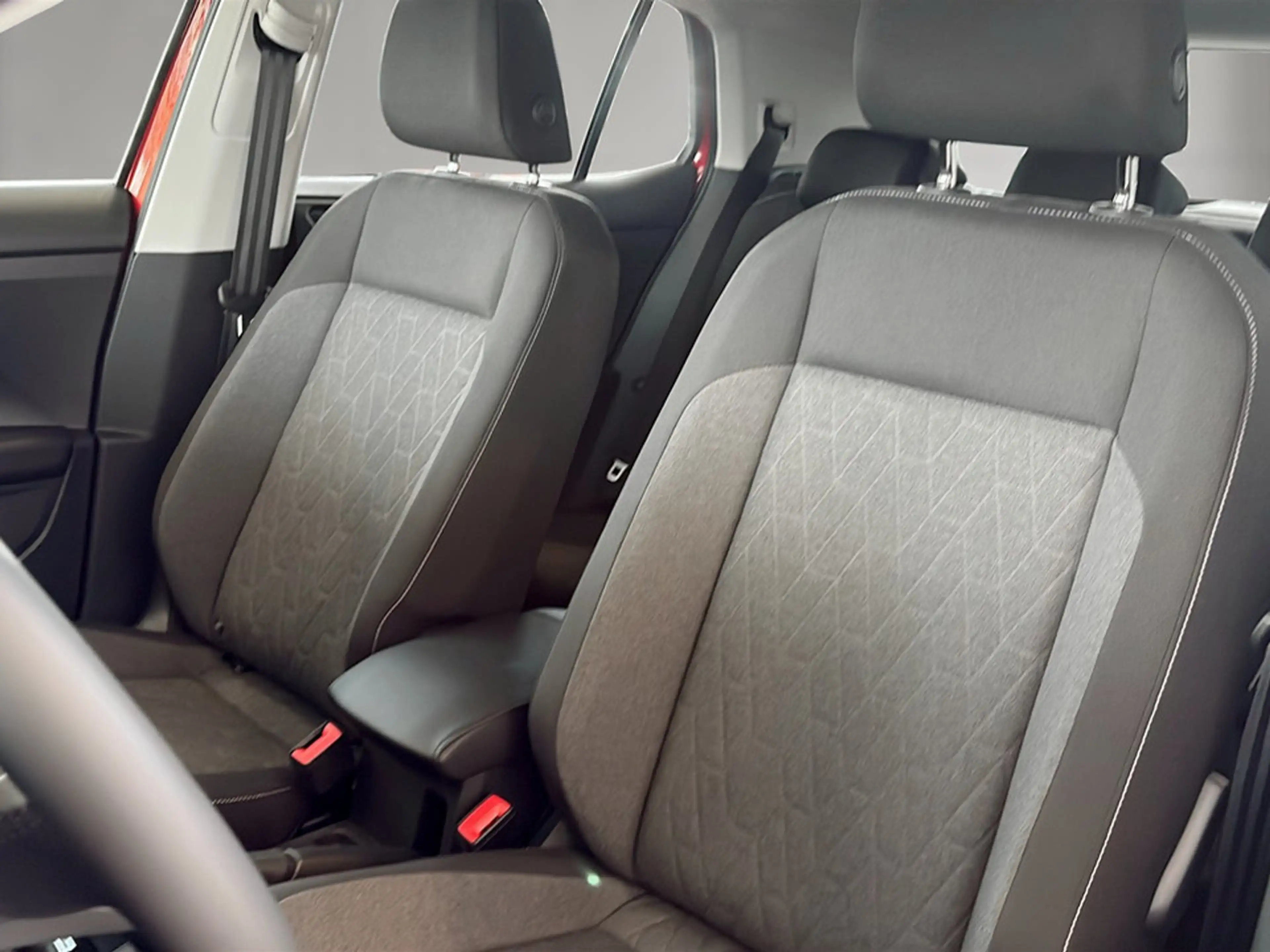 Volkswagen T-Cross Friends TSI — photo 8