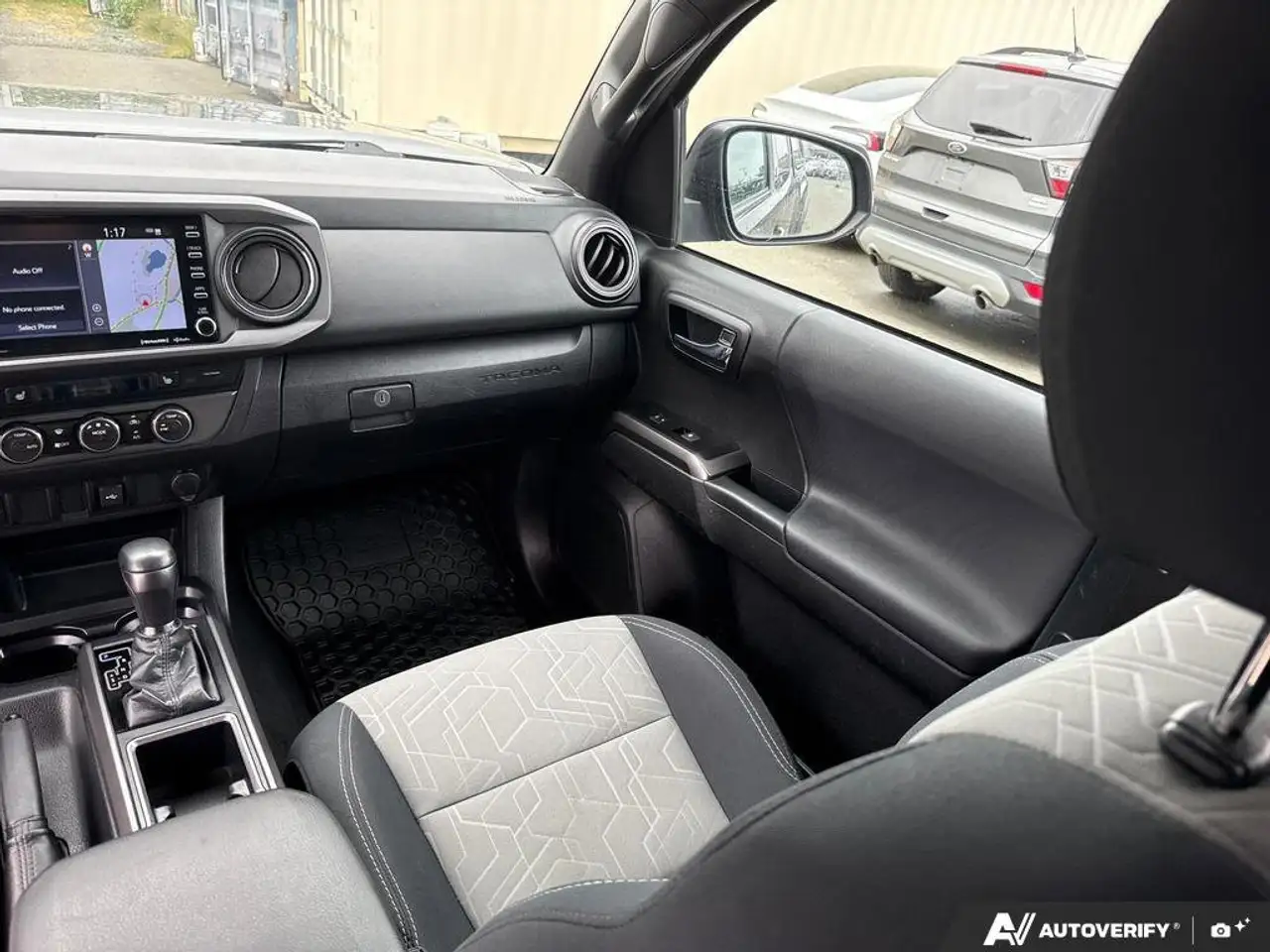 Toyota Tacoma снимка Toyota Tacoma