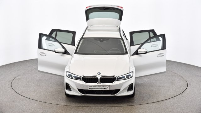 BMW 318 d Touring G21 B47 — photo 13