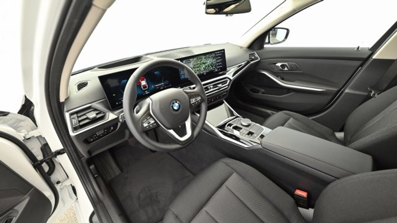 BMW 318 d Touring G21 B47 — photo 5