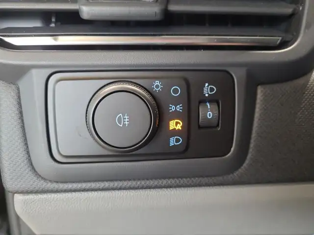 Ford Tourneo Custom view 13