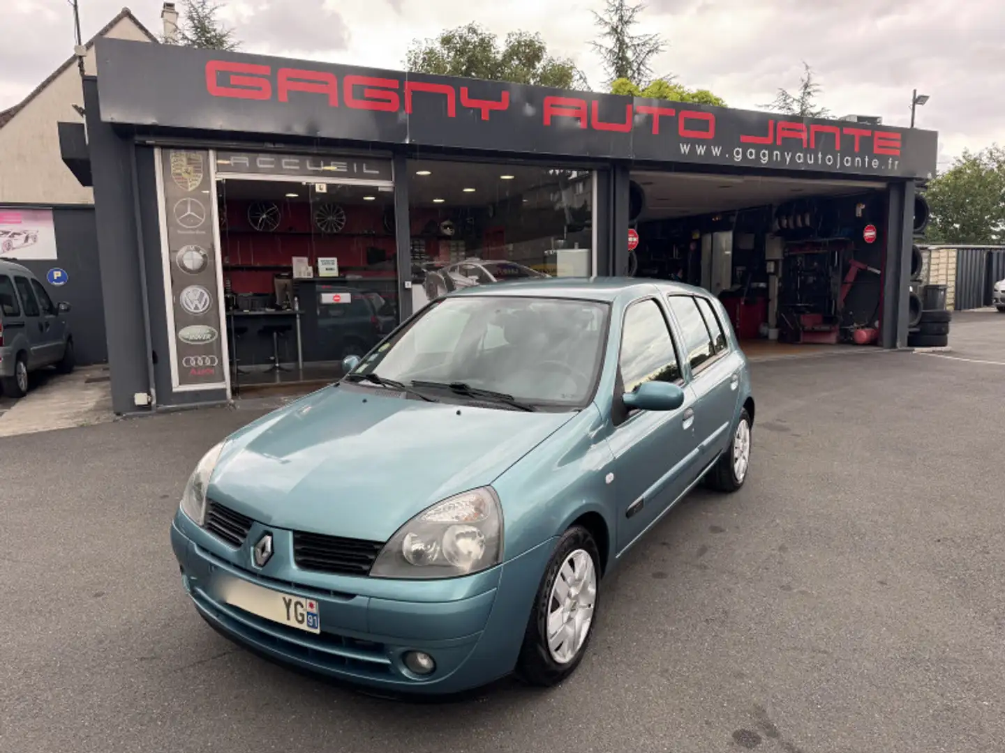 Renault Clio 1.5 DCI 70CH CAMPUS SPORT 5P Bleu - 1