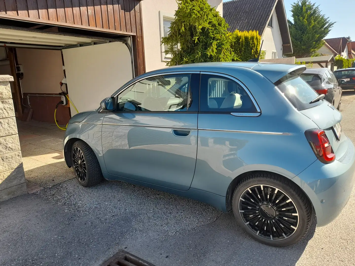 Fiat 500e La Prima 3+1 Blau - 2