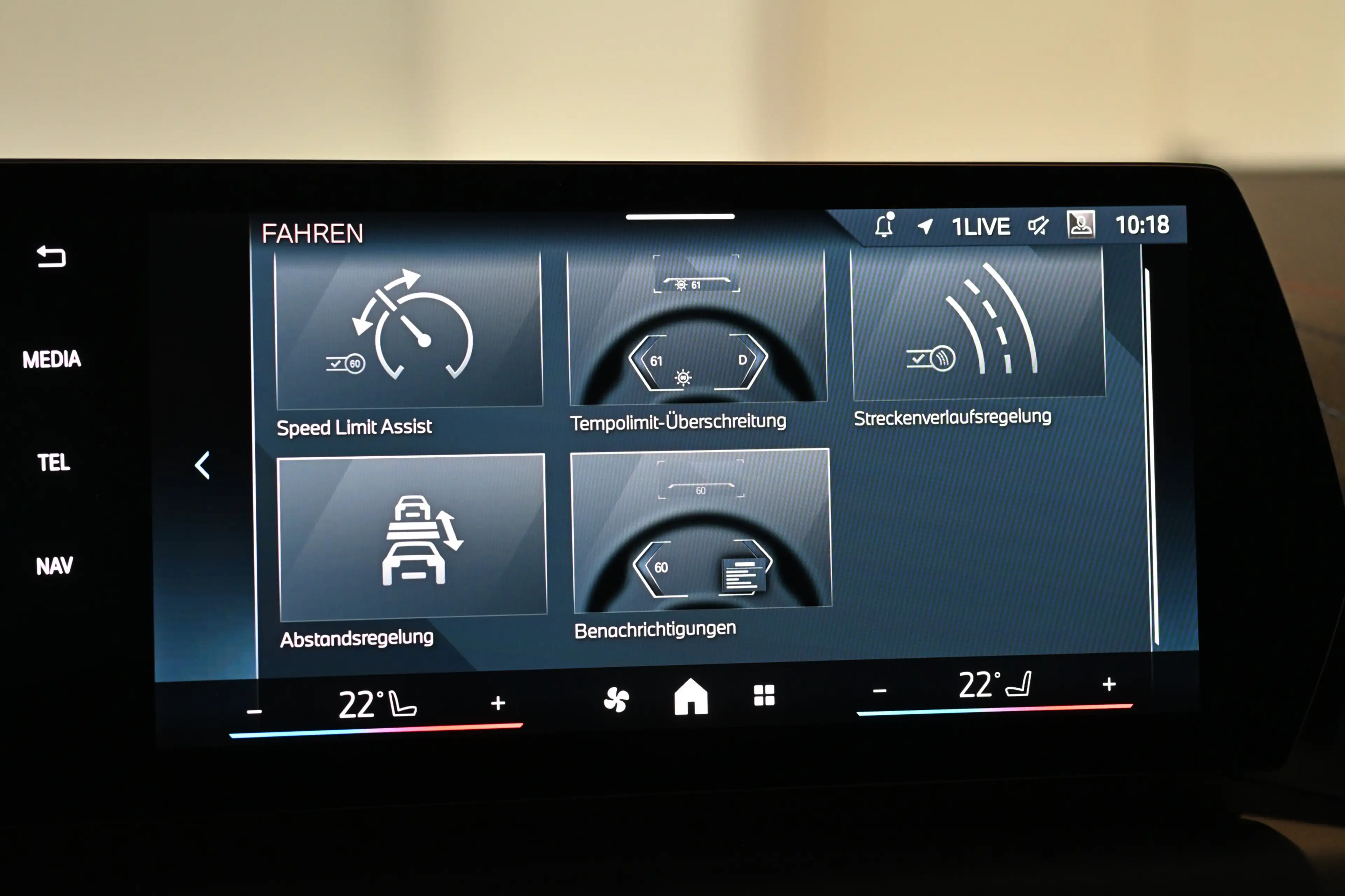 BMW 220 i M Sport Pro M-Sportsitze Bremse — photo 13