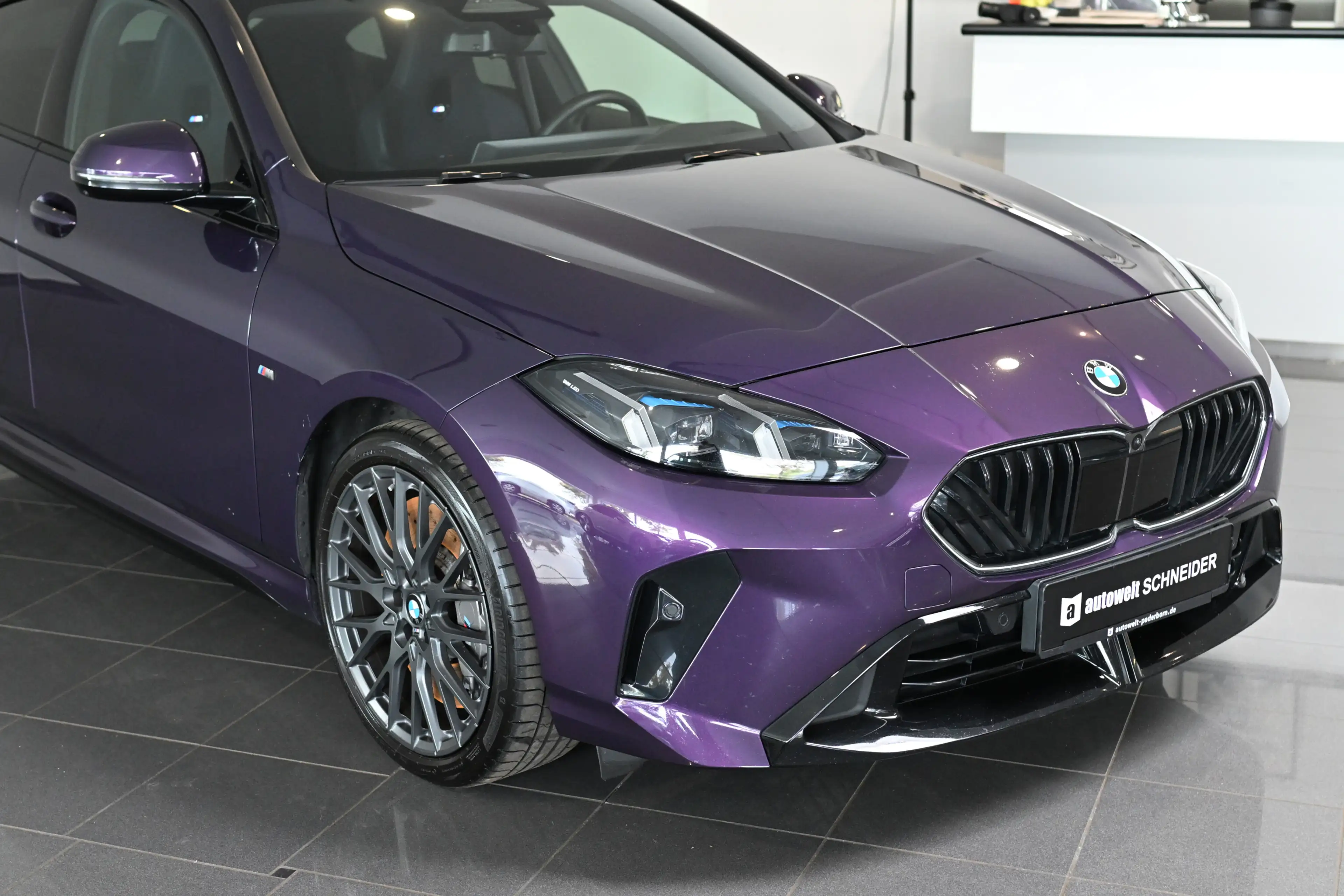 BMW 220 i M Sport Pro M-Sportsitze Bremse — photo 7