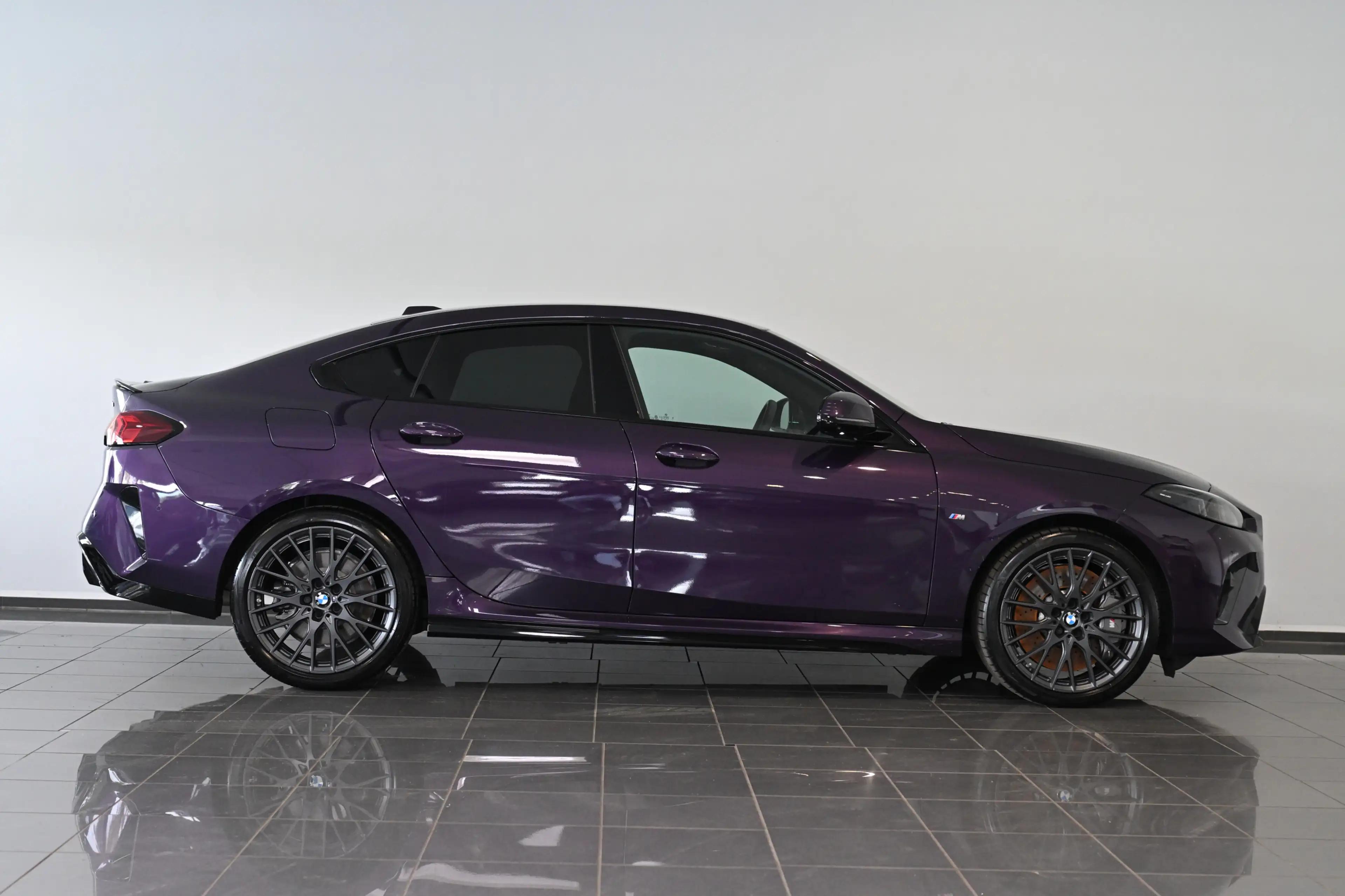 BMW 220 i M Sport Pro M-Sportsitze Bremse — photo 4