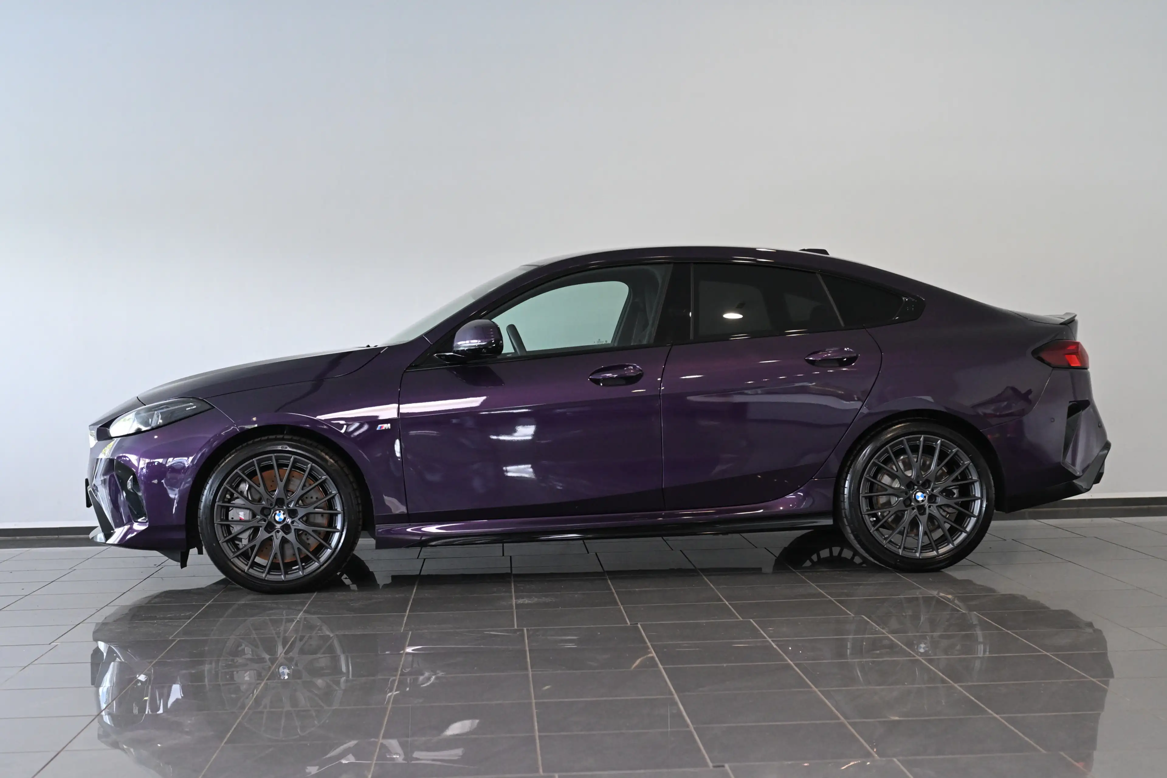 BMW 220 i M Sport Pro M-Sportsitze Bremse — photo 3