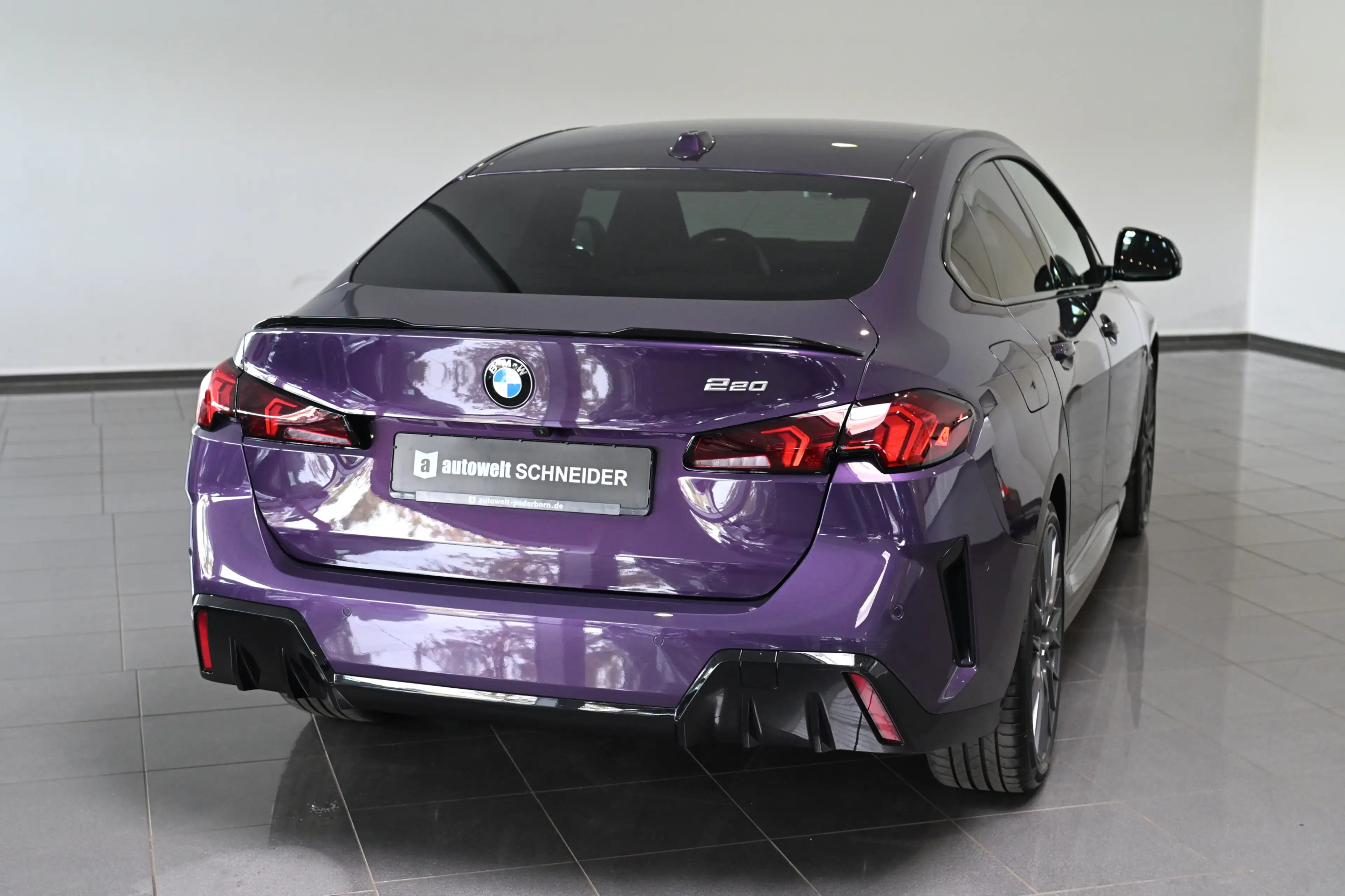 BMW 220 i M Sport Pro M-Sportsitze Bremse — photo 2