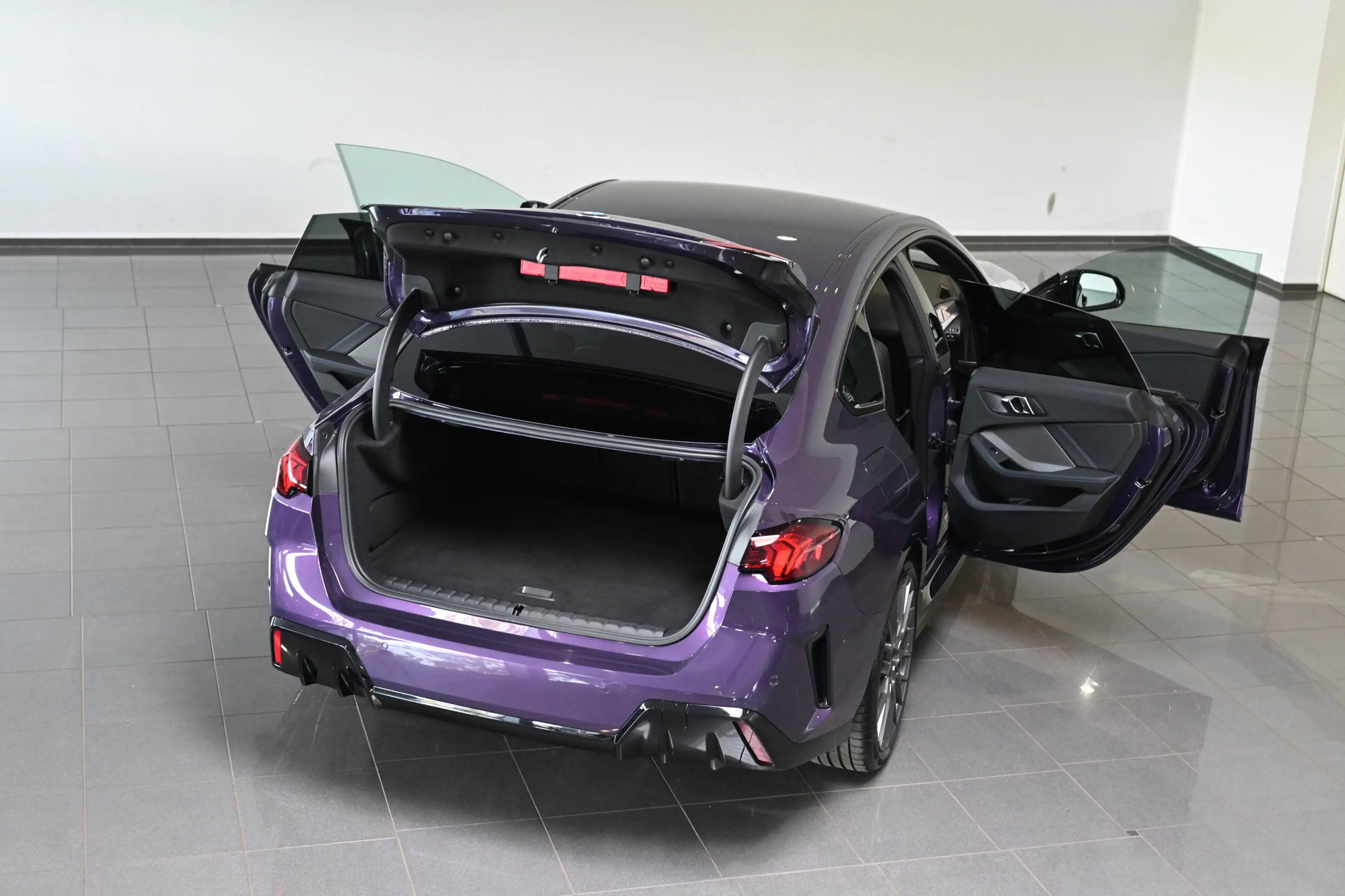 BMW 220 i M Sport Pro M-Sportsitze Bremse — photo 6