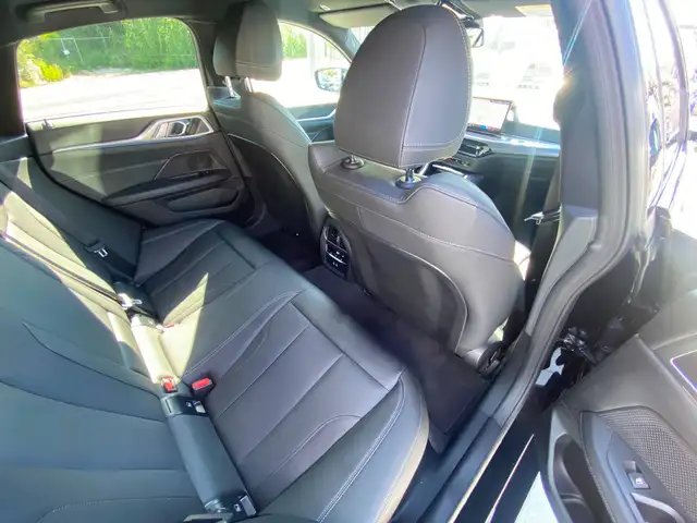 BMW M view 11