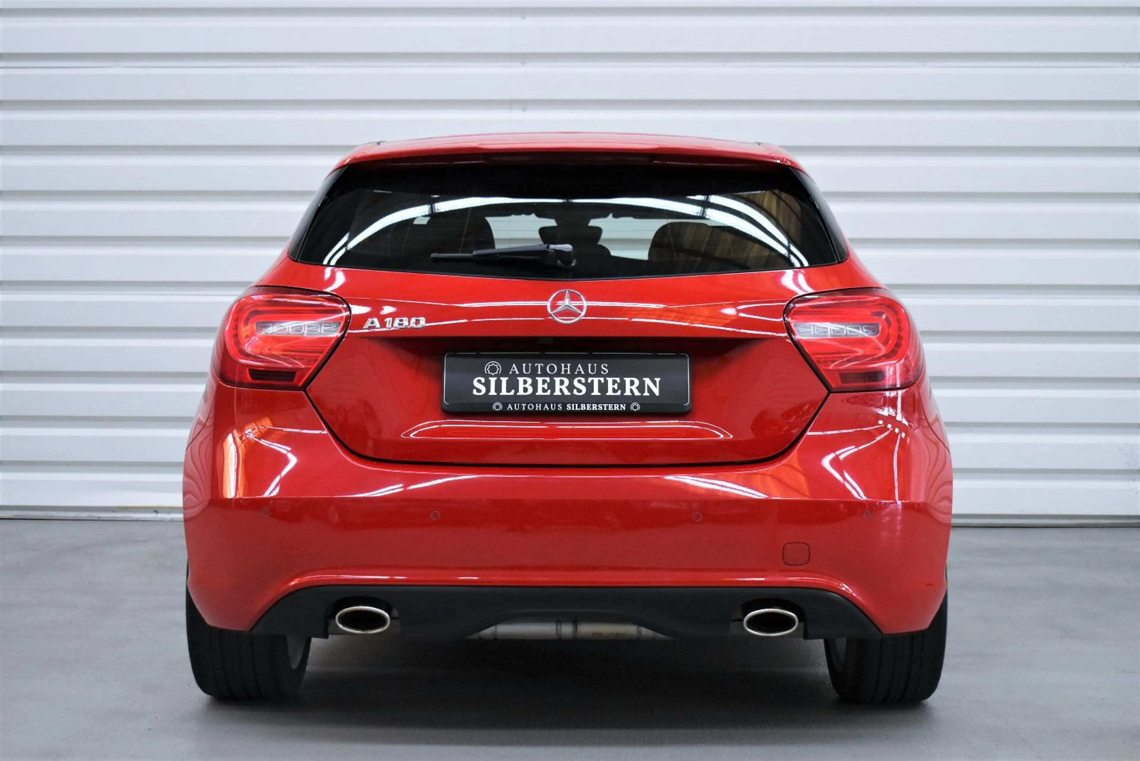 Mercedes-Benz A 180 BlueEfficiency+Automatik+Navi+Kamera — photo 6