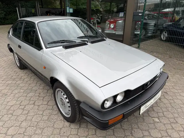 Alfa Romeo GTV GTV 2.0 *HU/AU 7/2028*H-Kennzeichen*schöner Zustand*