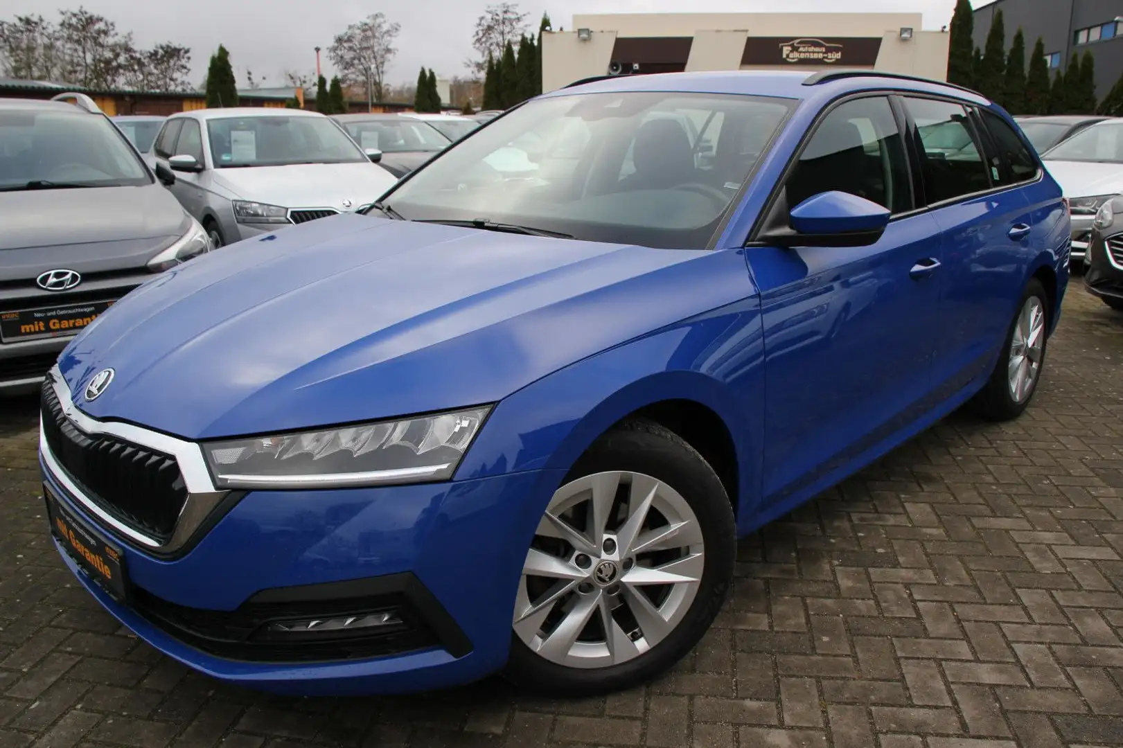 Skoda Octavia Combi Ambition DSG Klima/Kamera/CarPlay Blau - 2